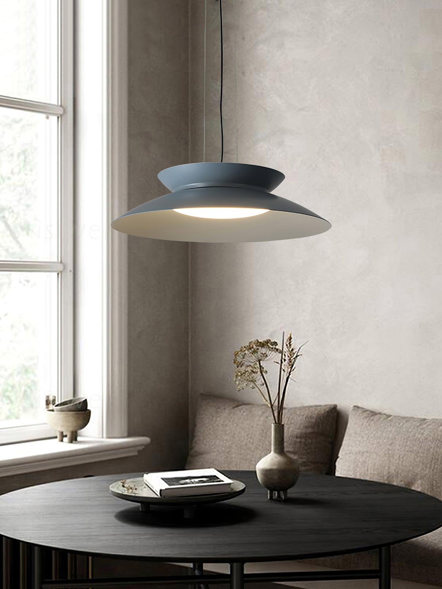 Evlaeus Pendant Light - Blowlighting