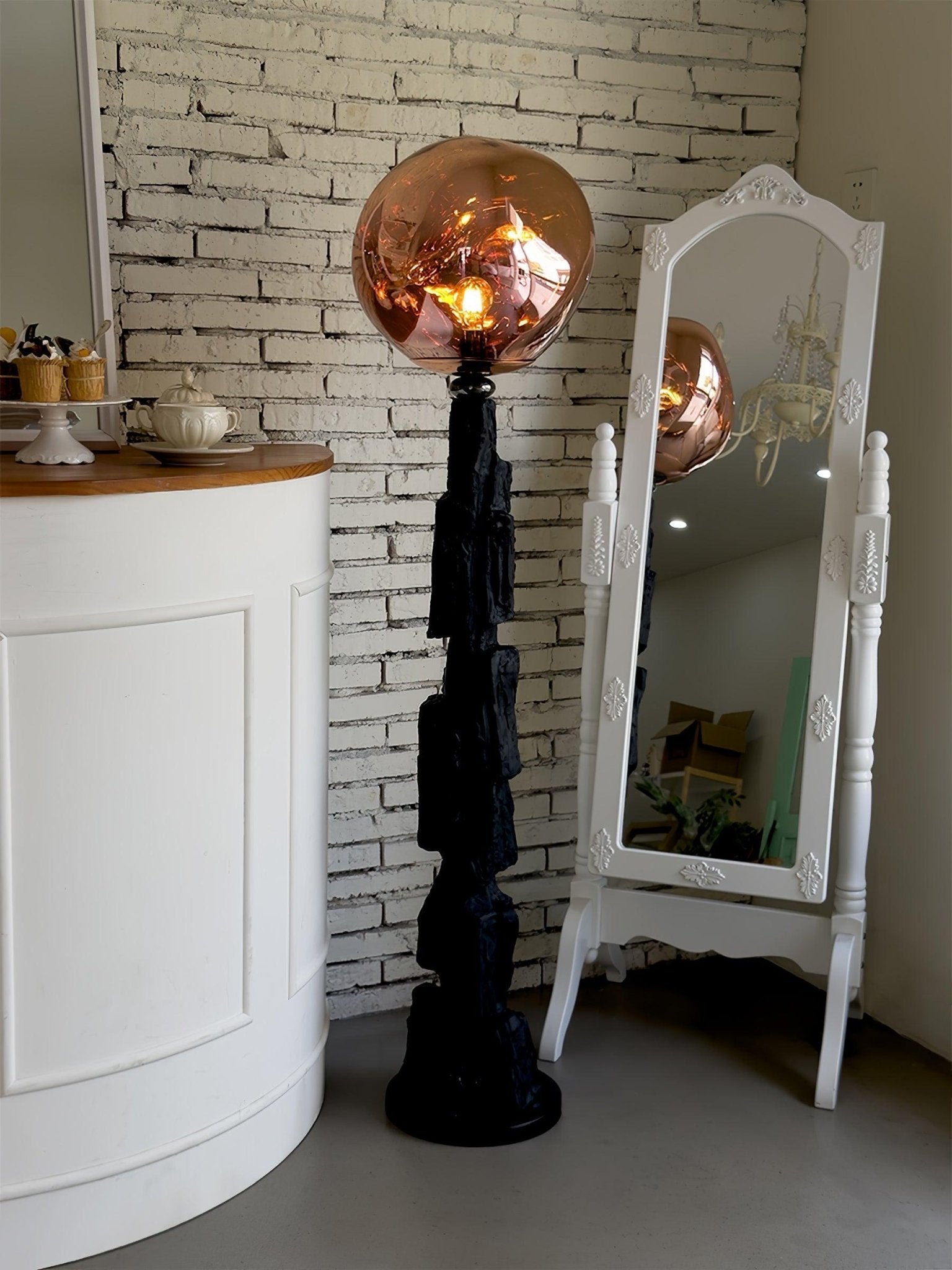 Ember Fashion Acrylic Floor Lamp - Blowlighting