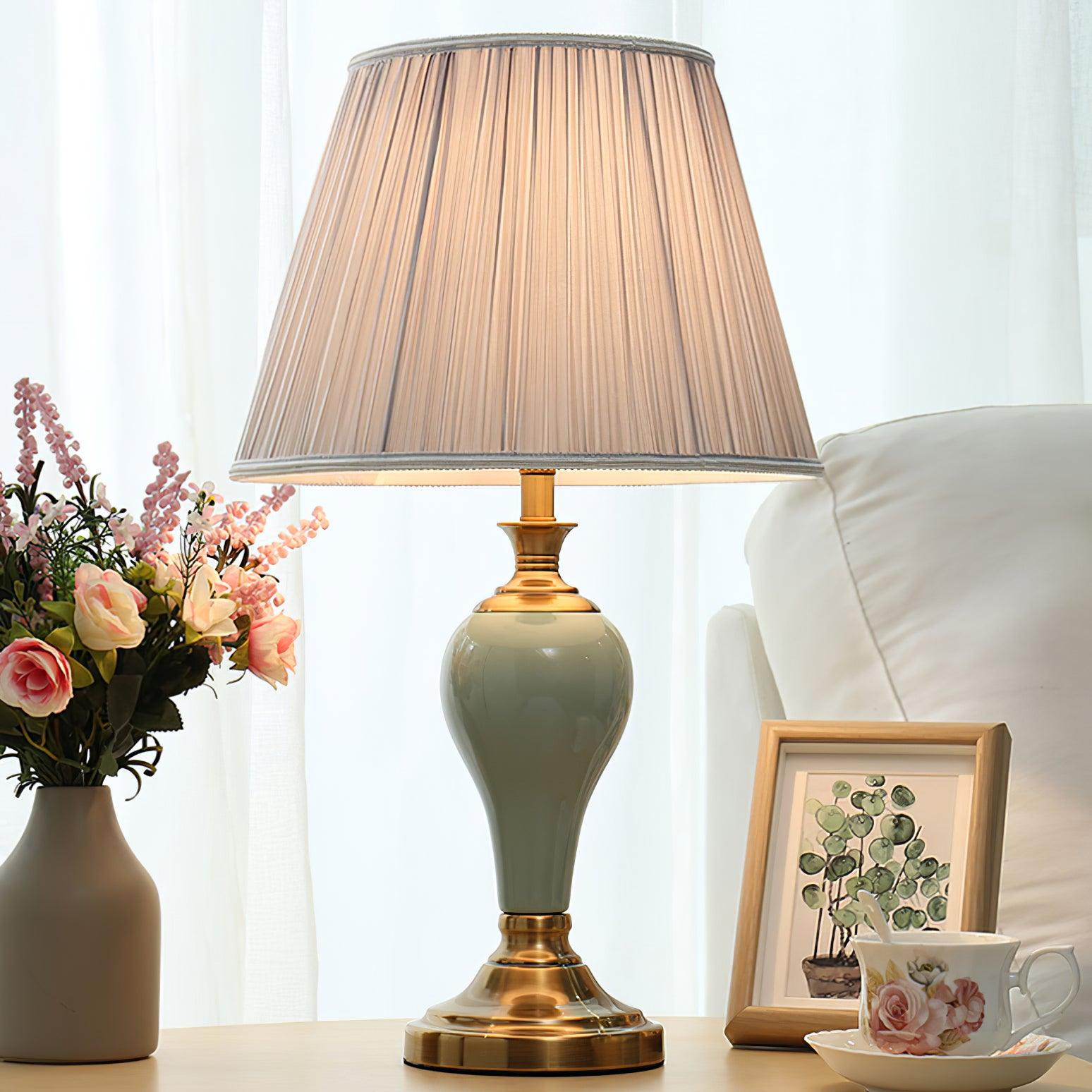 Chaslyn Desk Lamp - Blowlighting