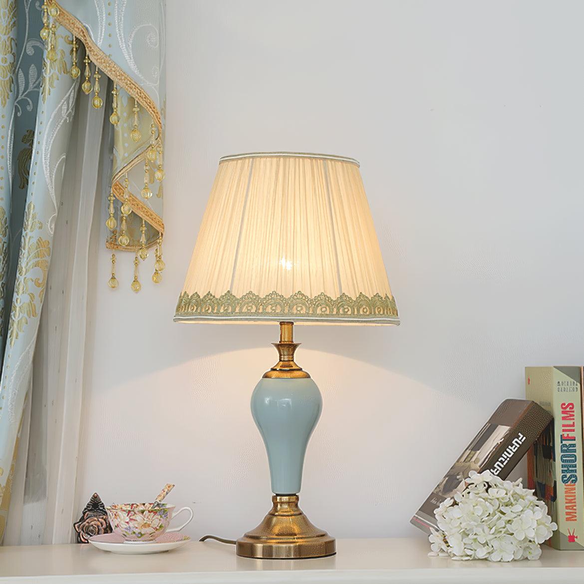 Chaslyn Desk Lamp - Blowlighting
