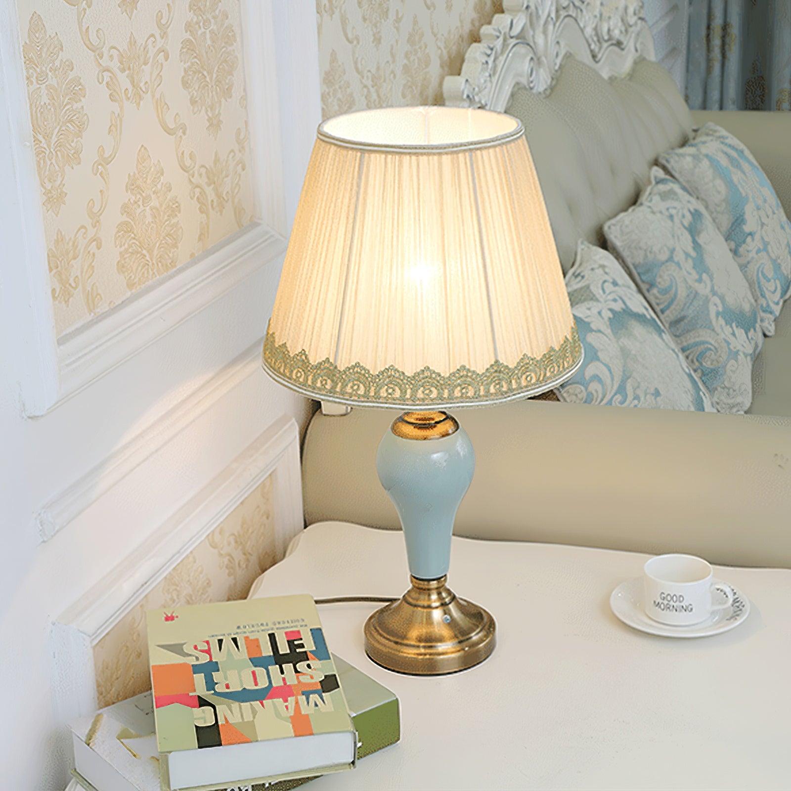 Chaslyn Desk Lamp - Blowlighting