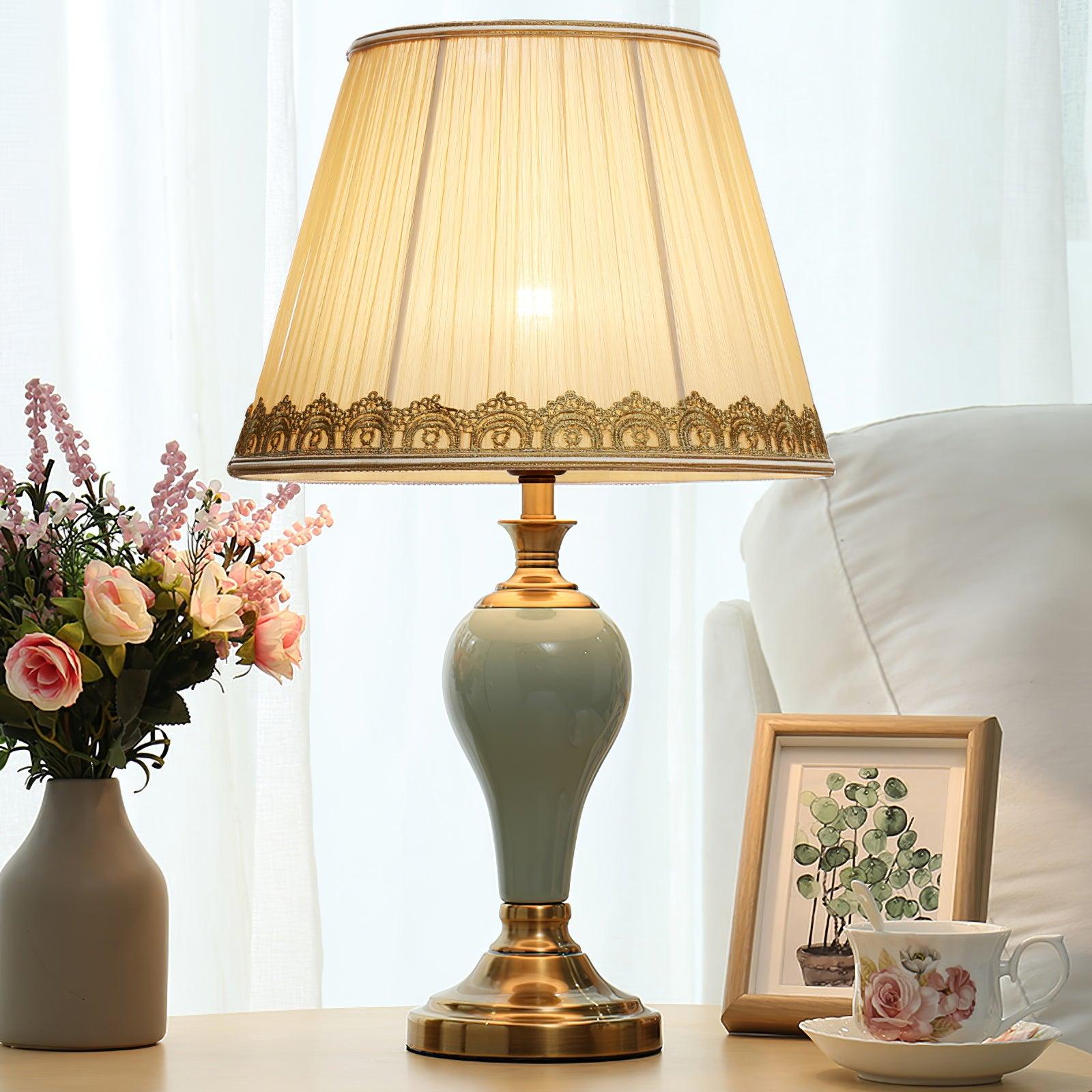 Chaslyn Desk Lamp - Blowlighting