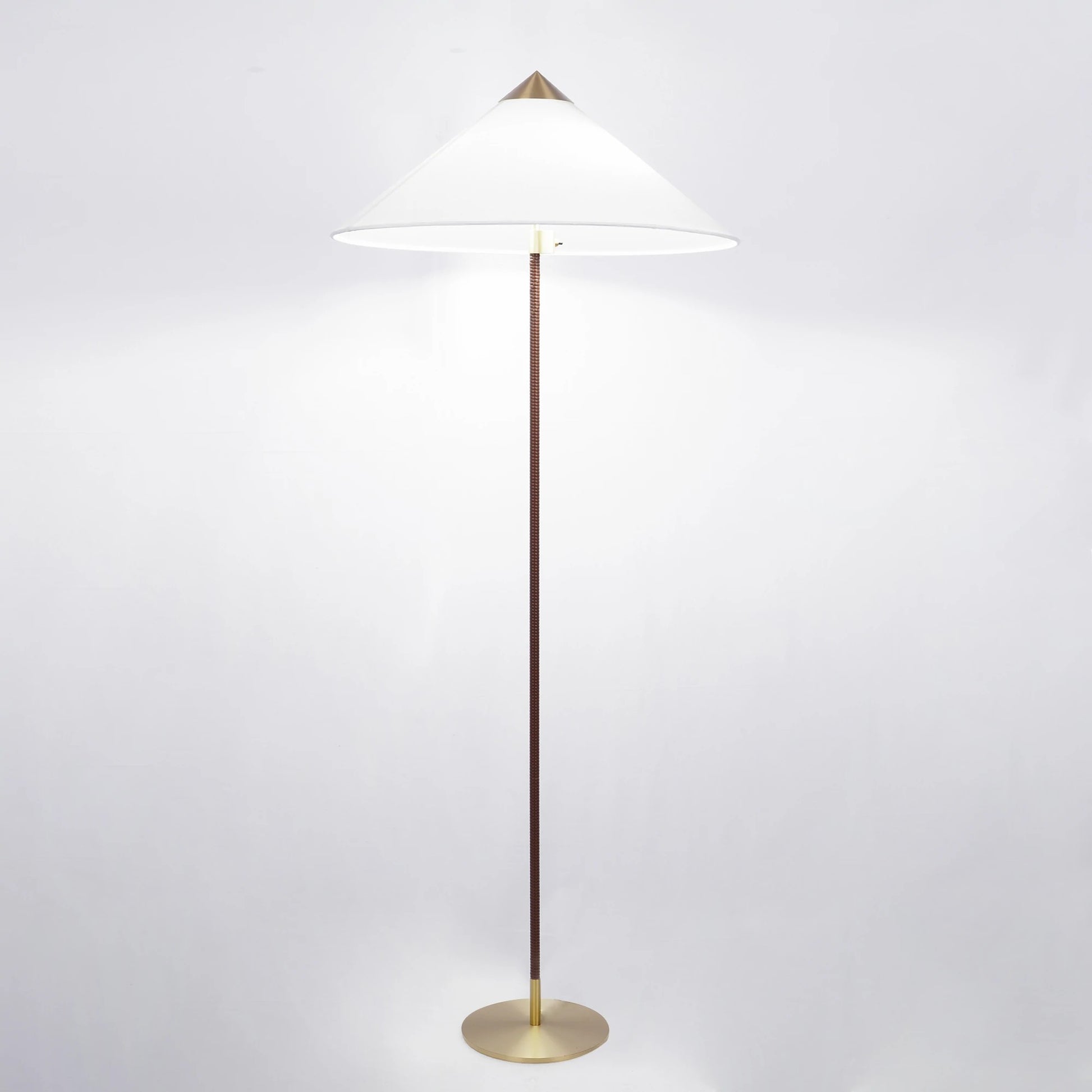 Tynell Floor Lamp - Blowlighting