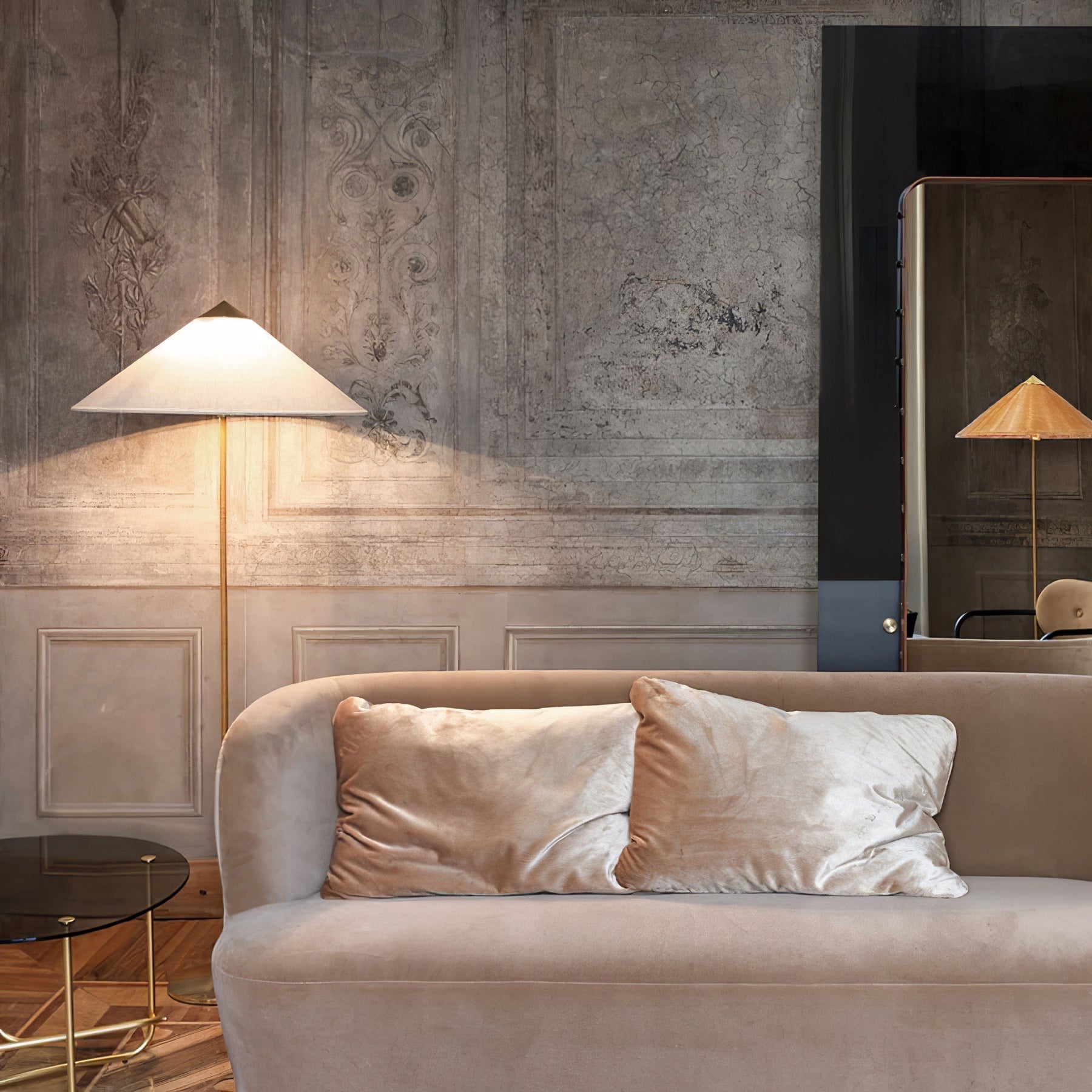 Tynell Floor Lamp - Blowlighting
