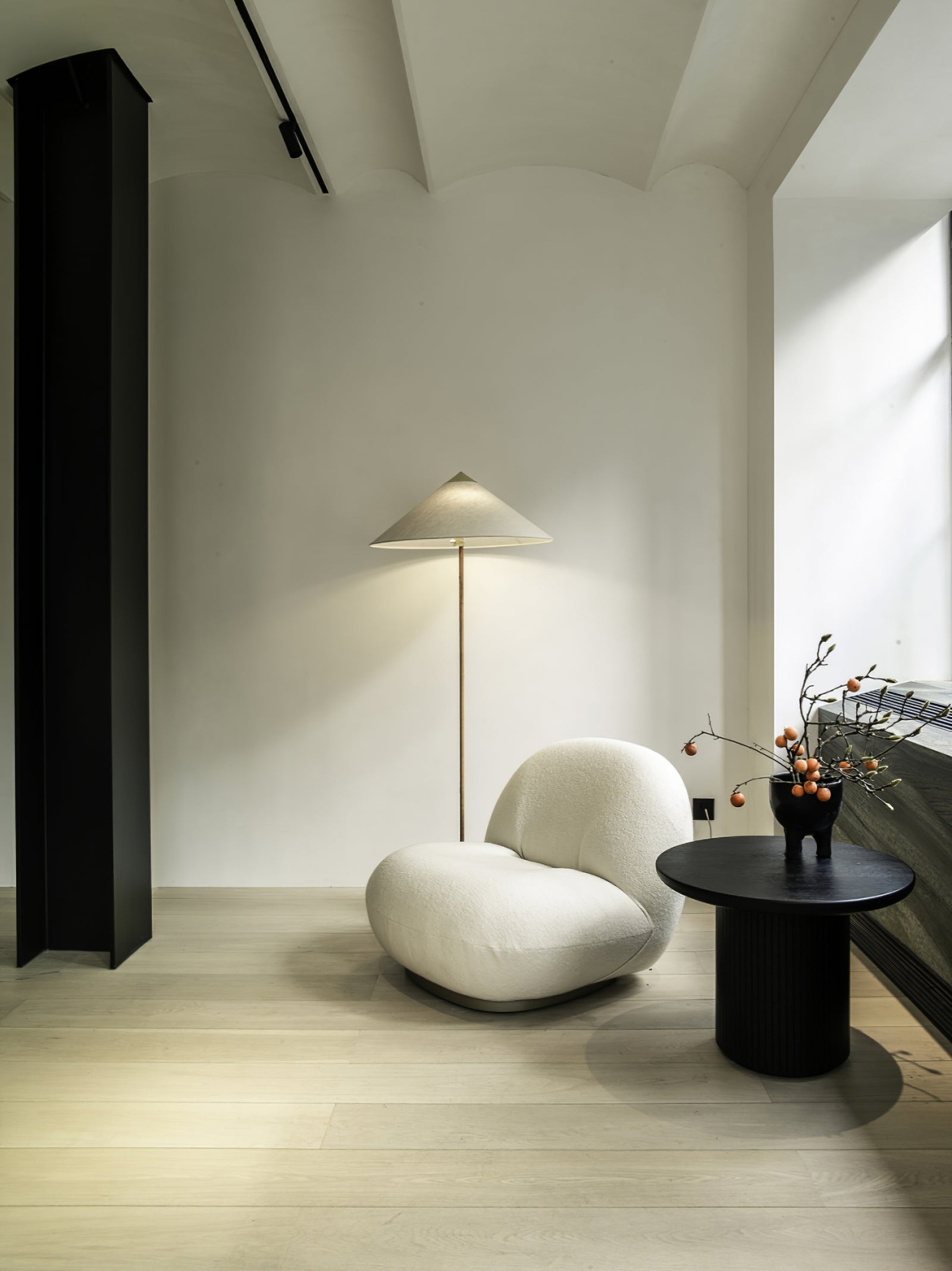 Tynell Floor Lamp - Blowlighting