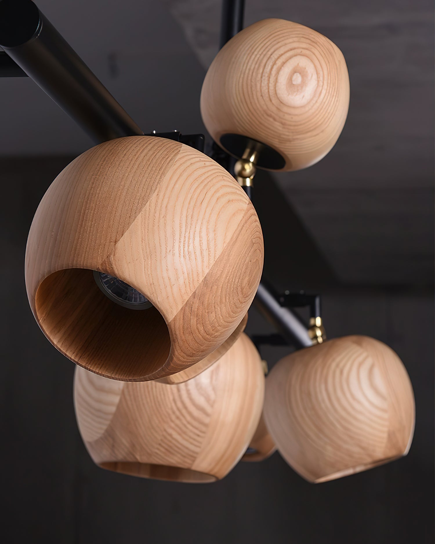 Avelira Rustic Wood Globe Linear Pendant Light - Blowlighting
