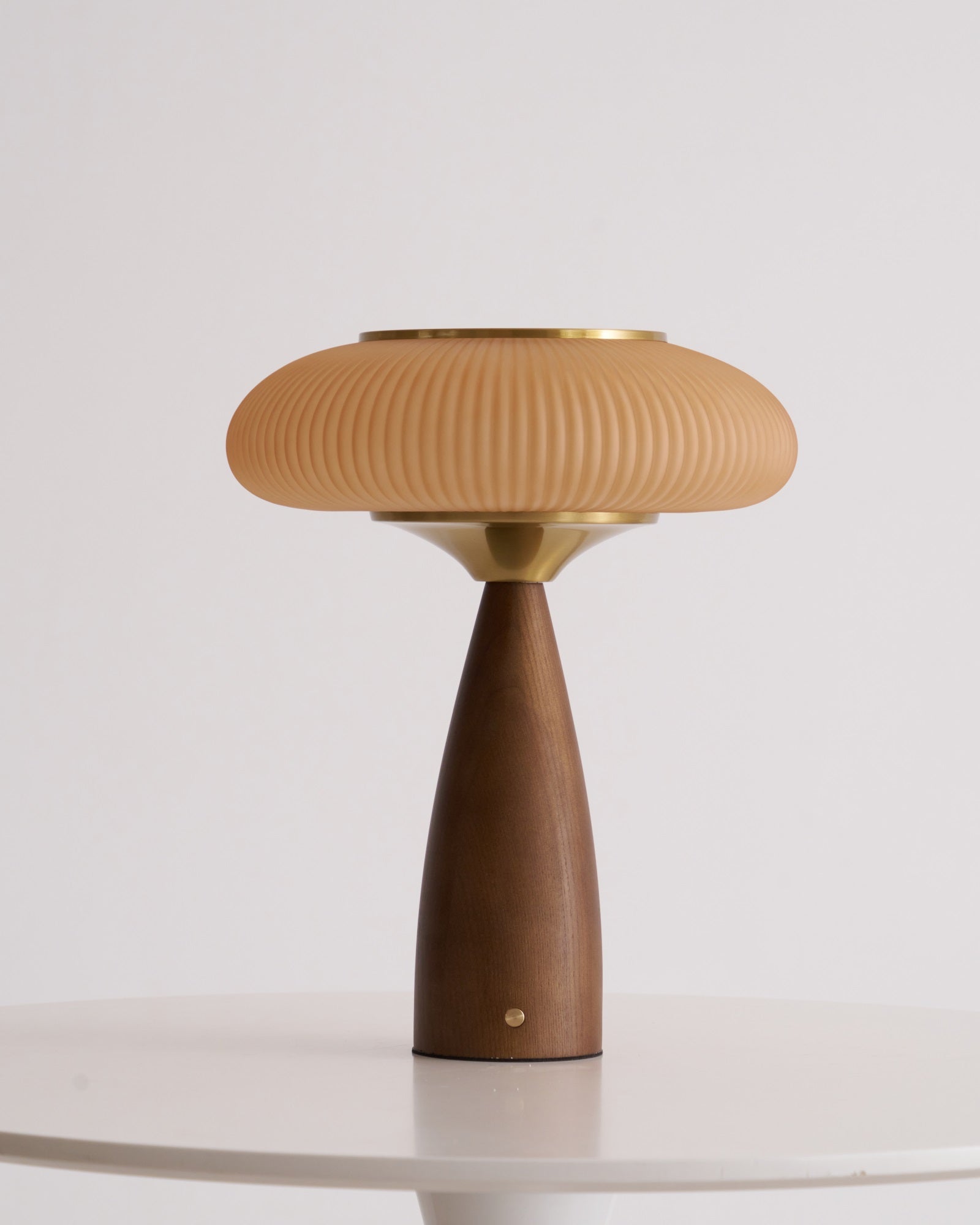 Cielo Wooden Rechargeable Table Lamp - Blowlighting