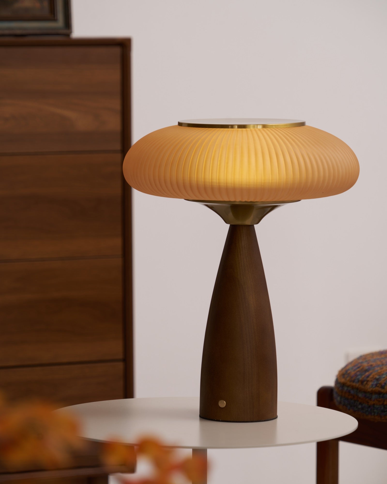 Cielo Wooden Rechargeable Table Lamp - Blowlighting