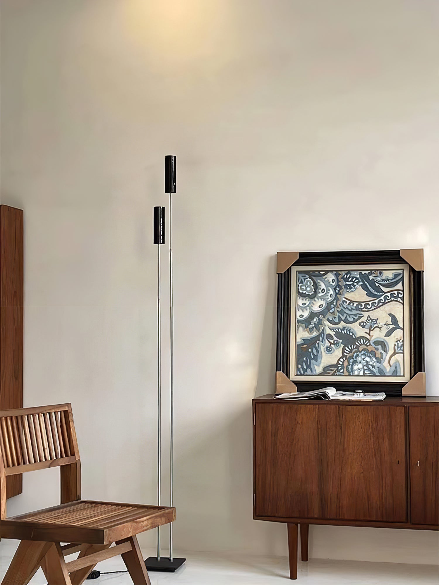 Telum Minimalist Black Floor Lamp - Blowlighting