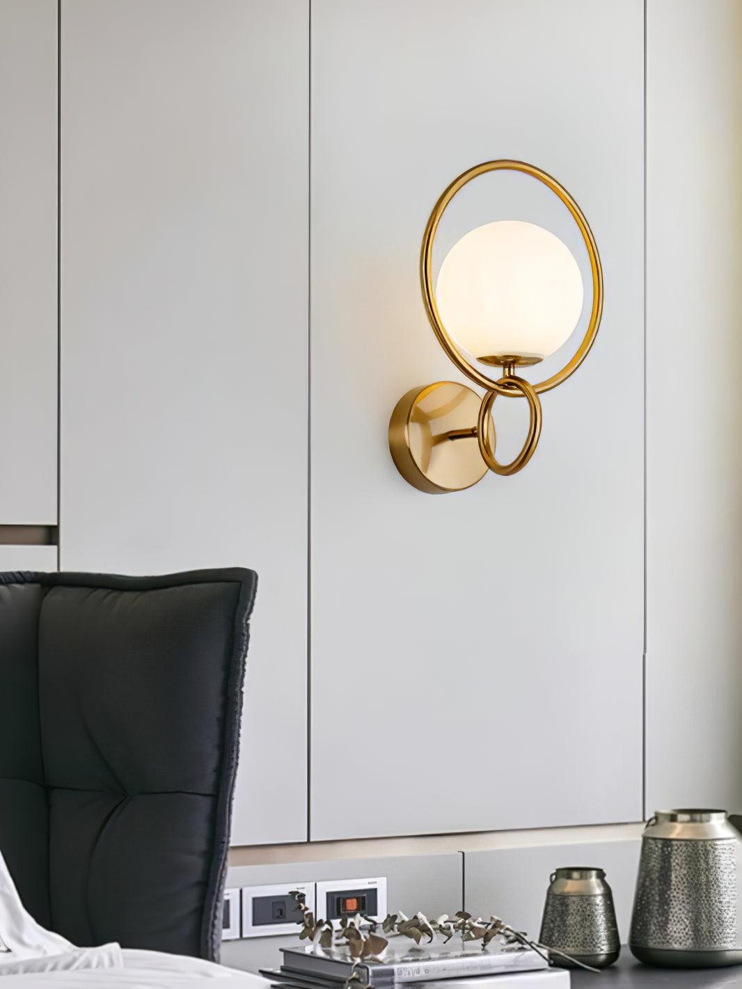 Jaxon Minimalist Metal Wall Lamp - Blowlighting