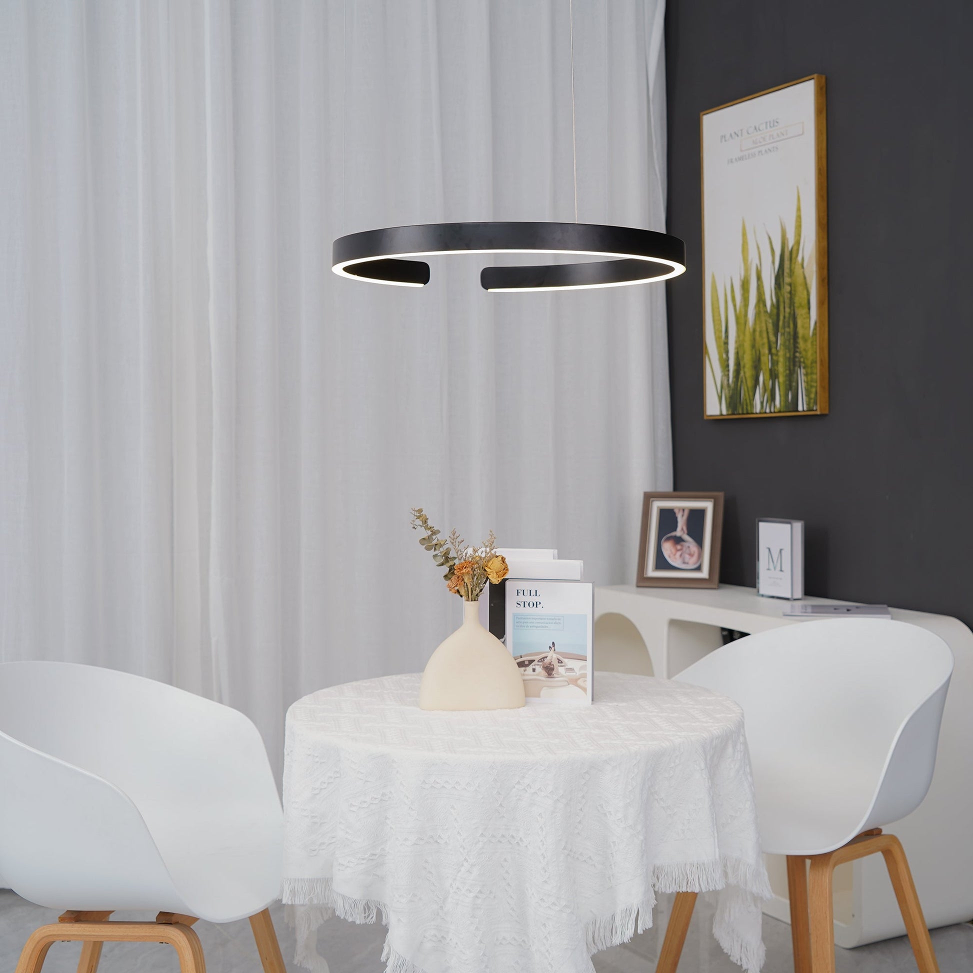 Zelaeora Modern Minimalist Metal Chandelier - Blowlighting