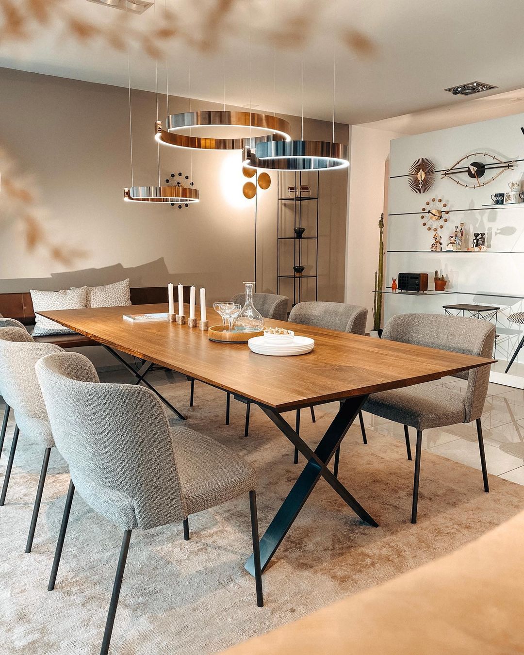 Zelaeora Modern Minimalist Metal Chandelier - Blowlighting