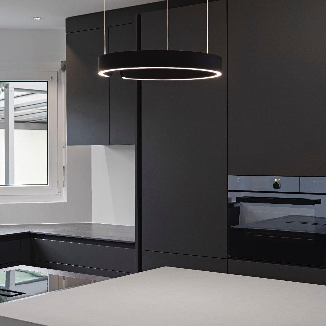 Zelaeora Modern Minimalist Metal Chandelier - Blowlighting