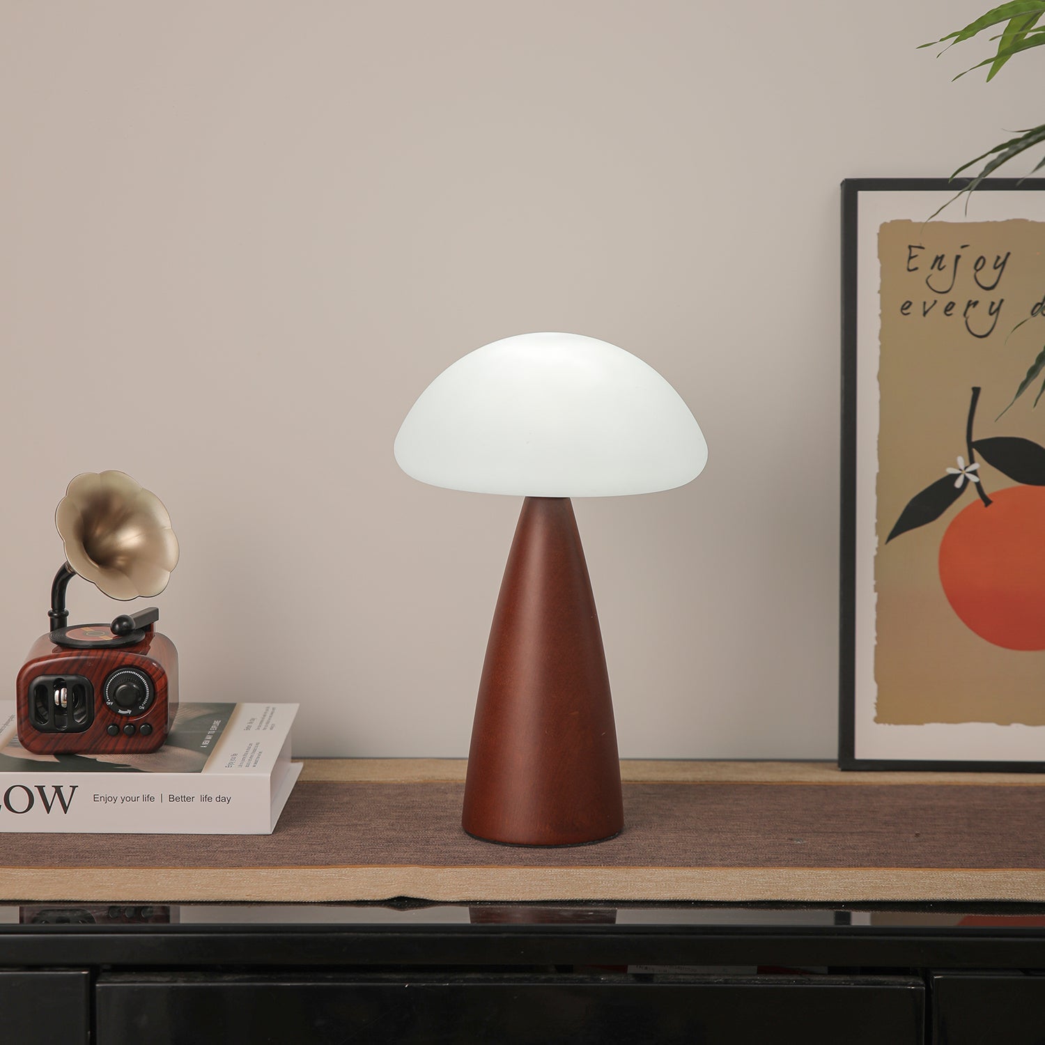 Clara Mushroom Table Lamp - Blowlighting