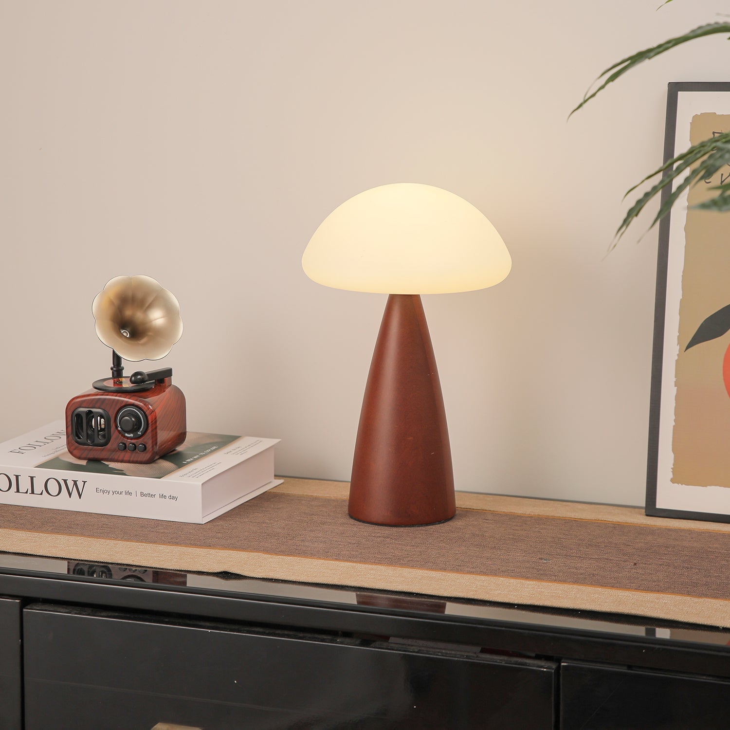 Clara Mushroom Table Lamp - Blowlighting