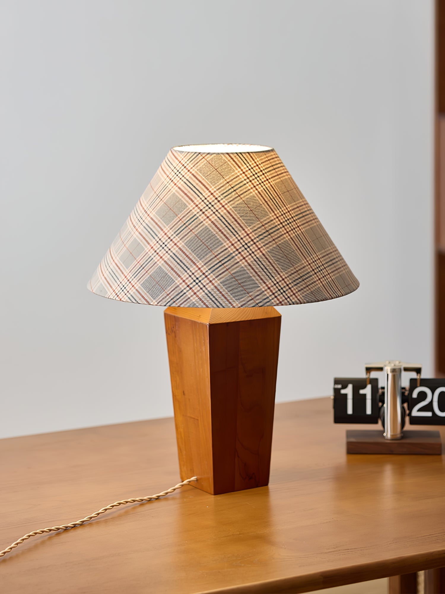 Claremont Plaid Table Lamp - Blowlighting