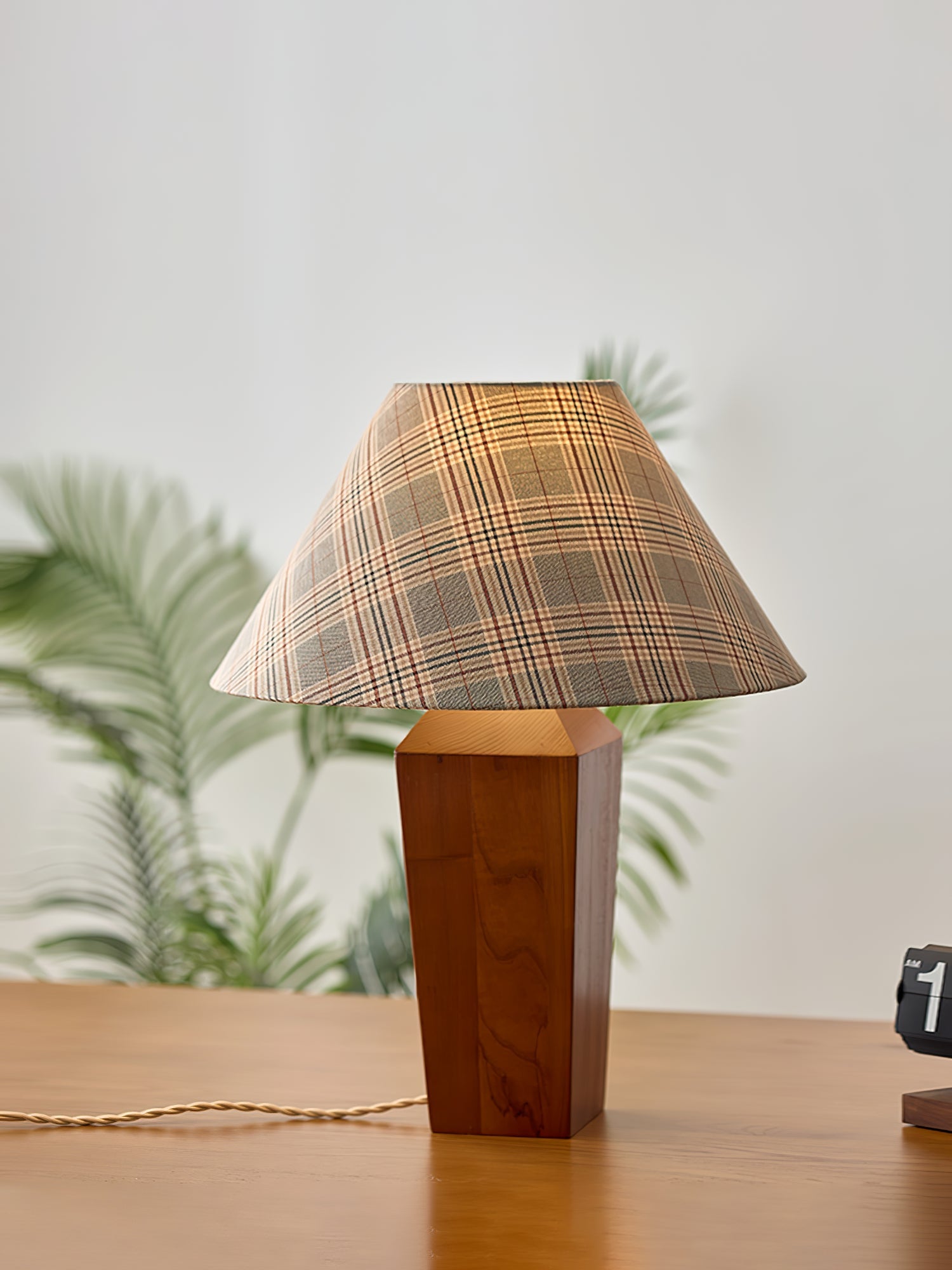 Claremont Plaid Table Lamp - Blowlighting