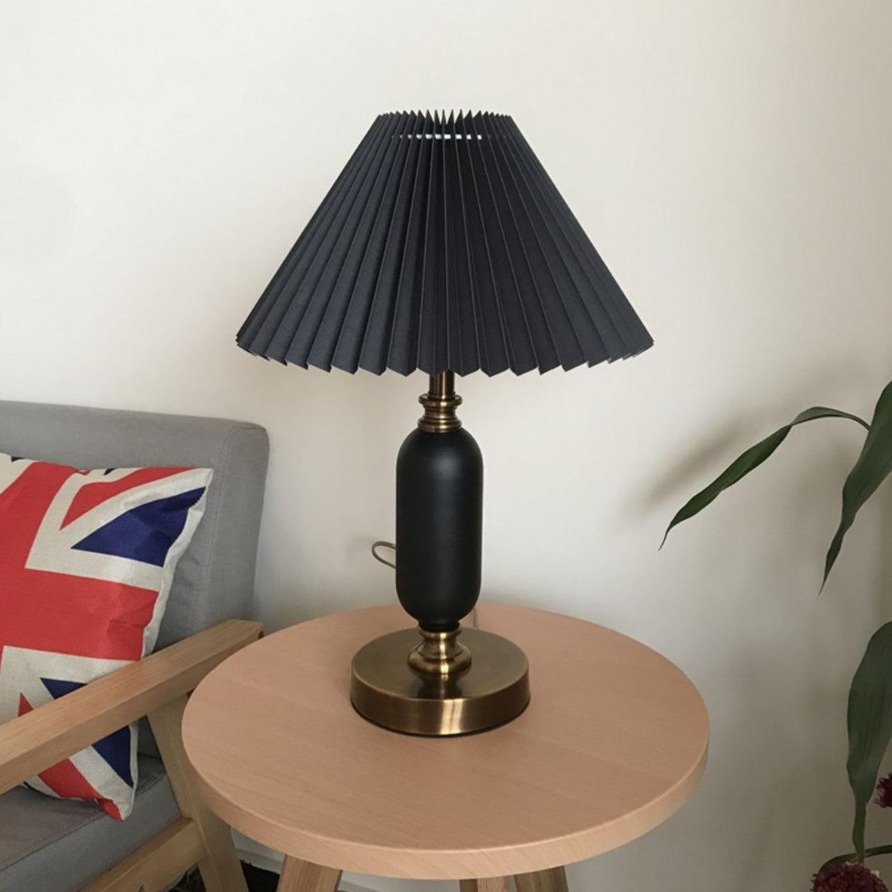 Aurmarila Fabric Table Lamp - Blowlighting