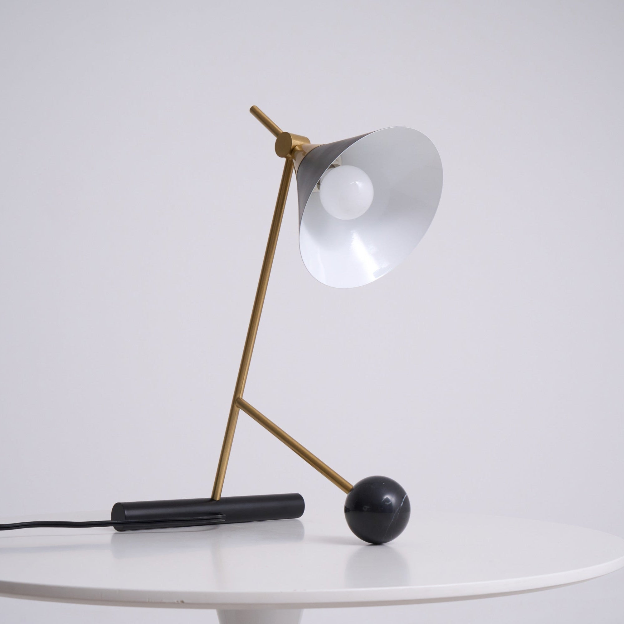 Cleo Table Lamp - Blowlighting