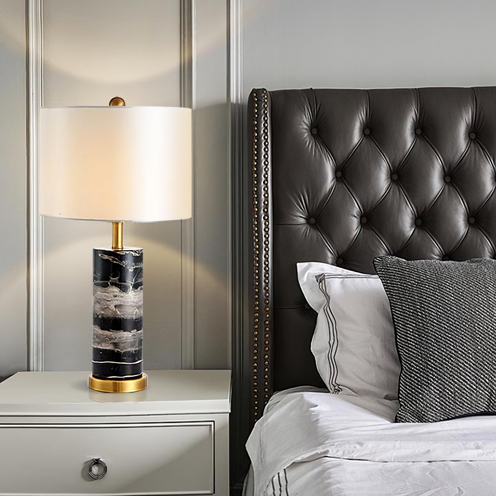 Cliff Table Lamp - Blowlighting