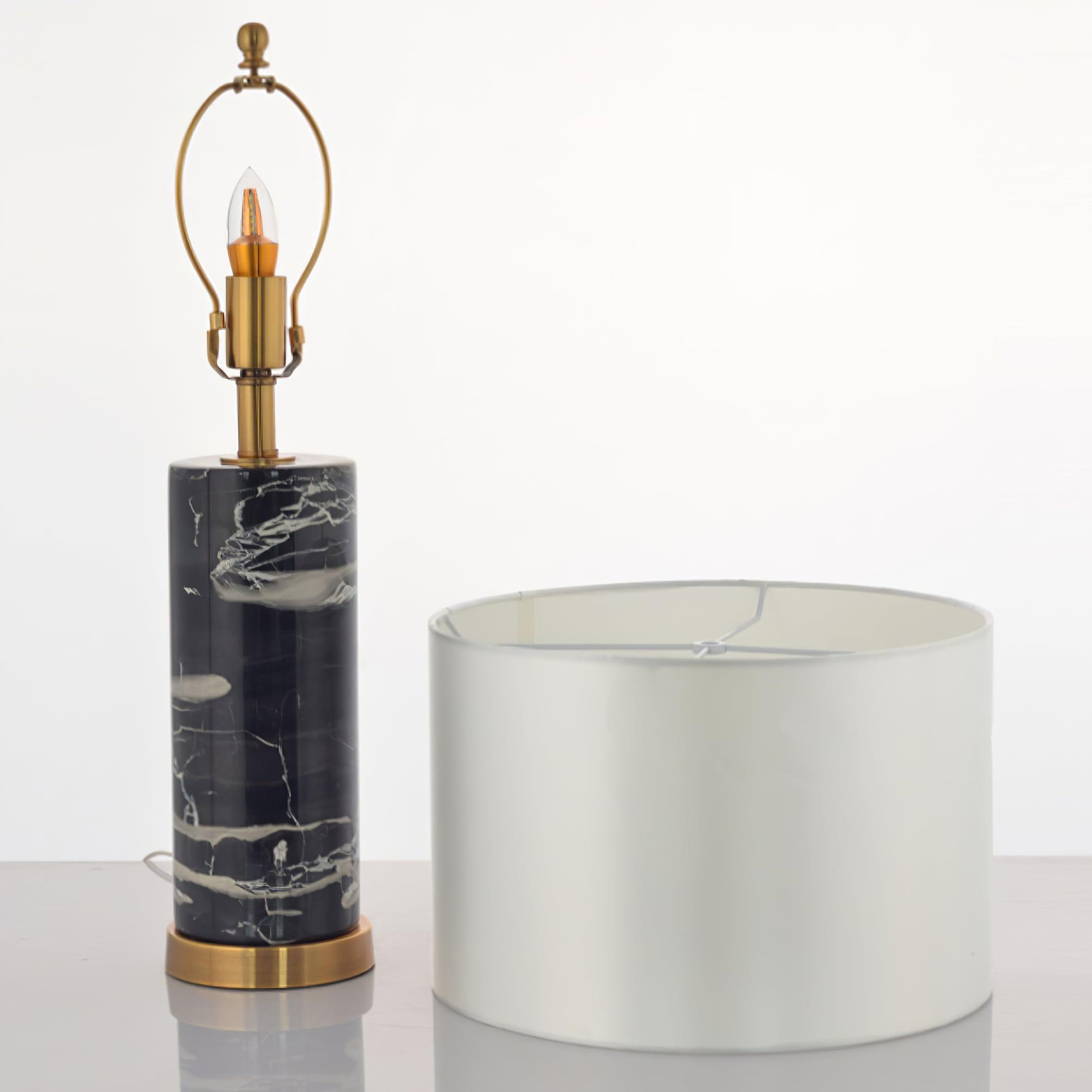 Cliff Table Lamp - Blowlighting