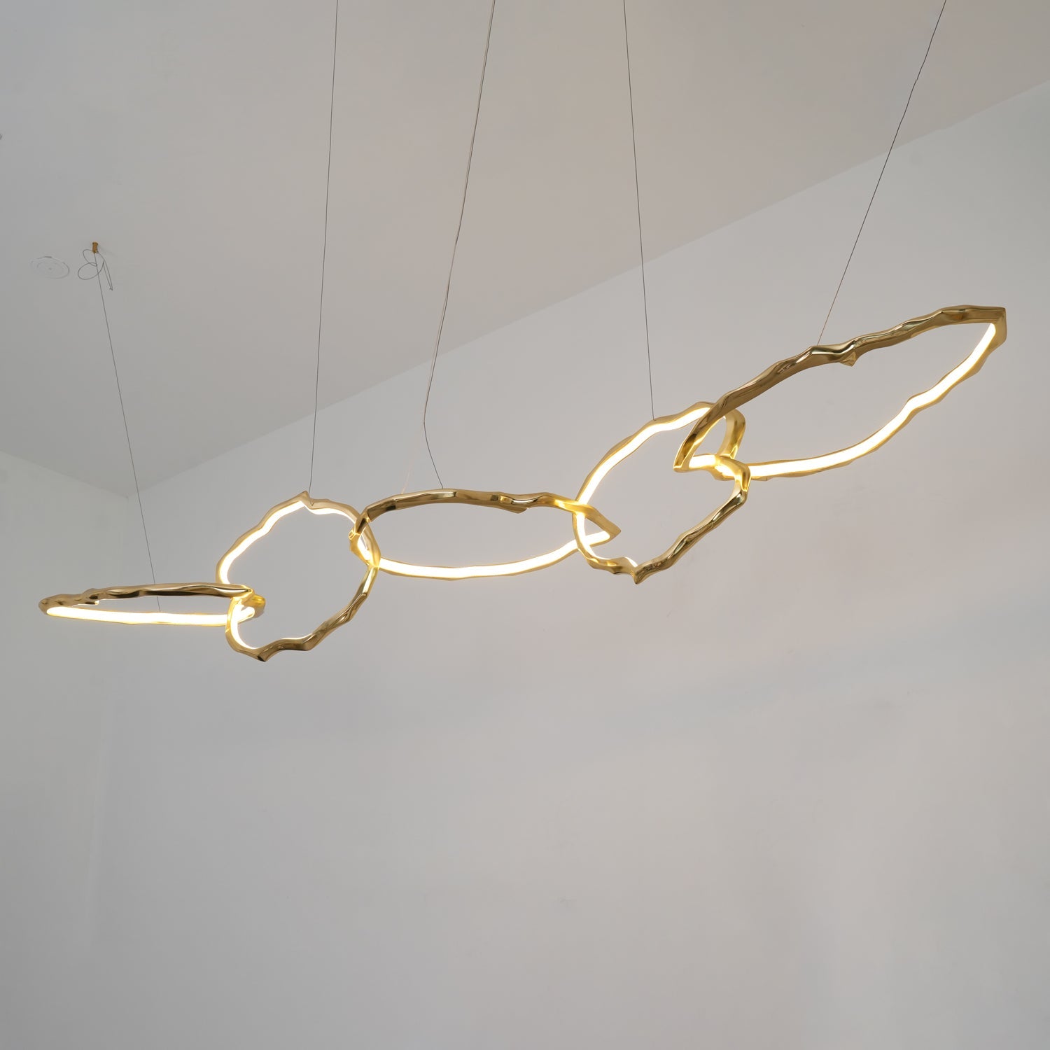 Aballs Cloud Rings Series Brass Metal Chandelier - Blowlighting