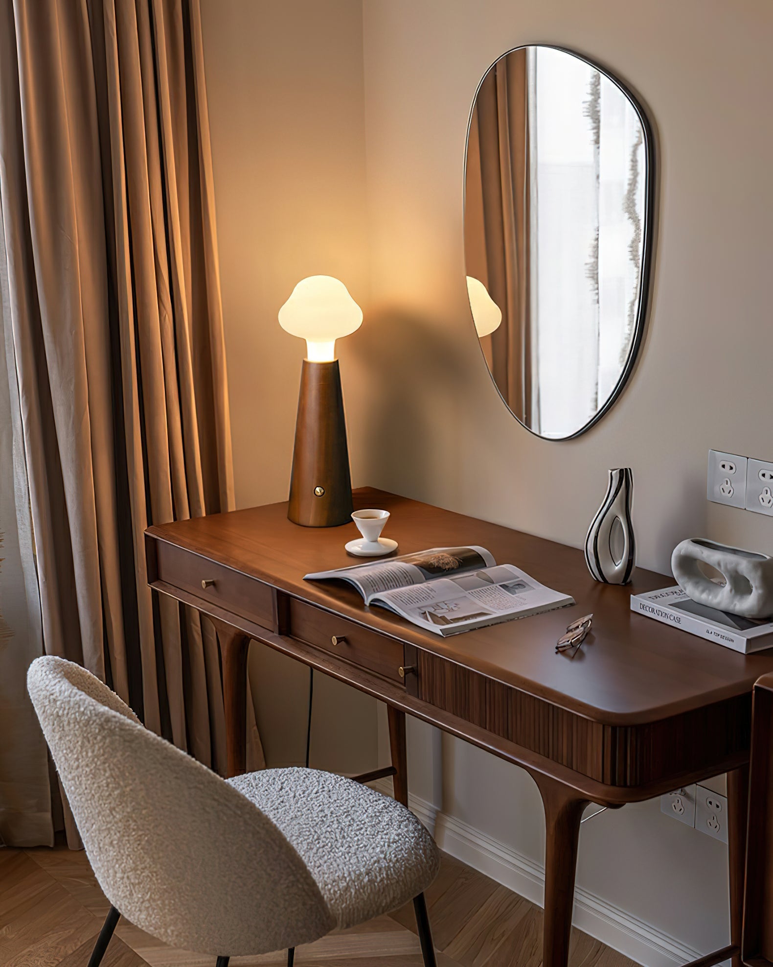 Cloudlet Table Lamp - Blowlighting