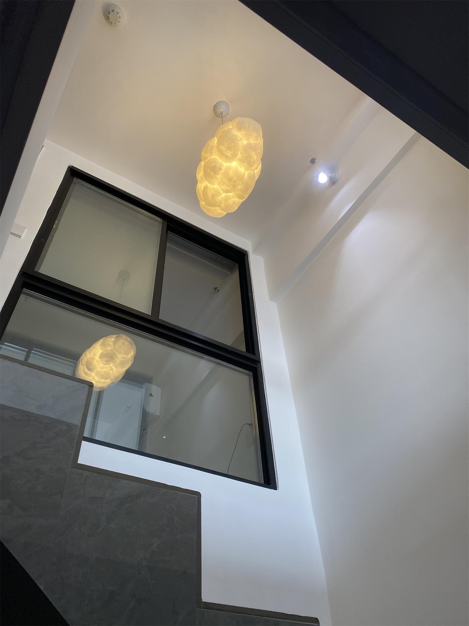 Cloudy Pendant Light - Blowlighting