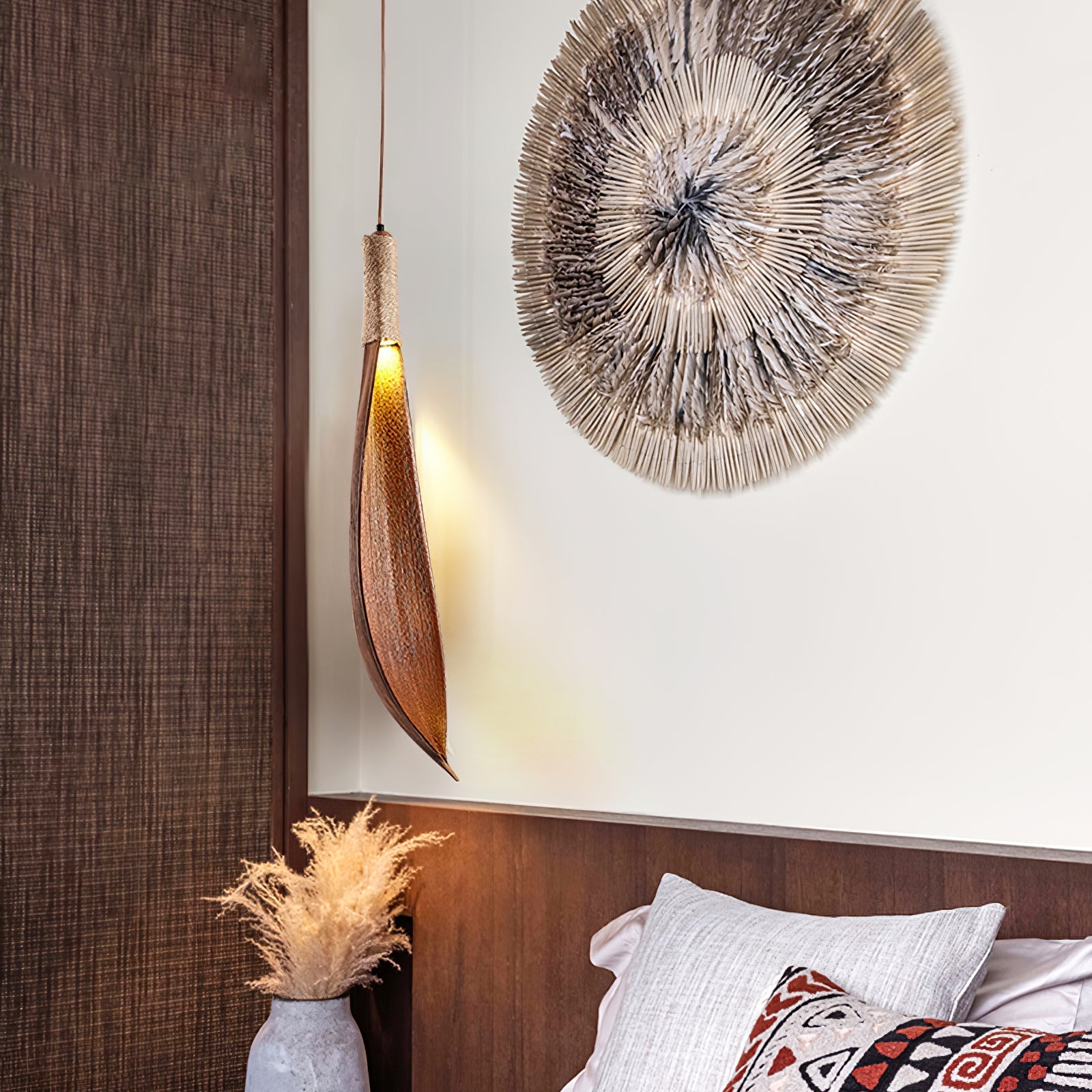 Cocoa Leaf Pendant Lamp - Blowlighting