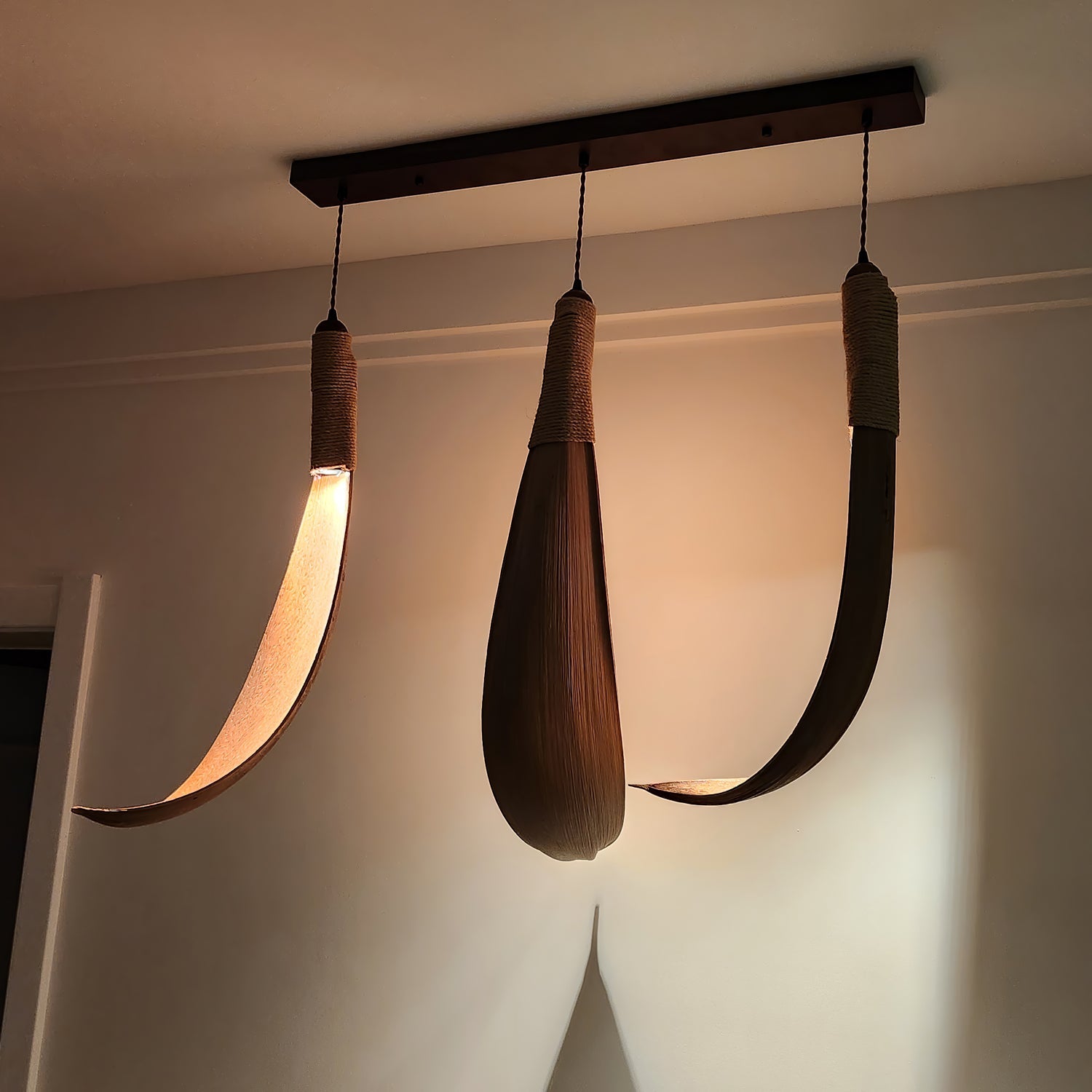 Cocoa Leaf Pendant Lamp - Blowlighting