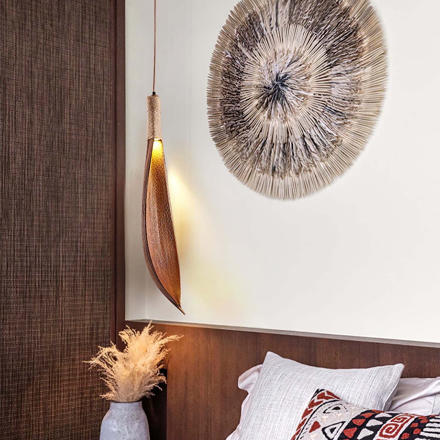 Cocoa Leaf Pendant Lamp - Blowlighting
