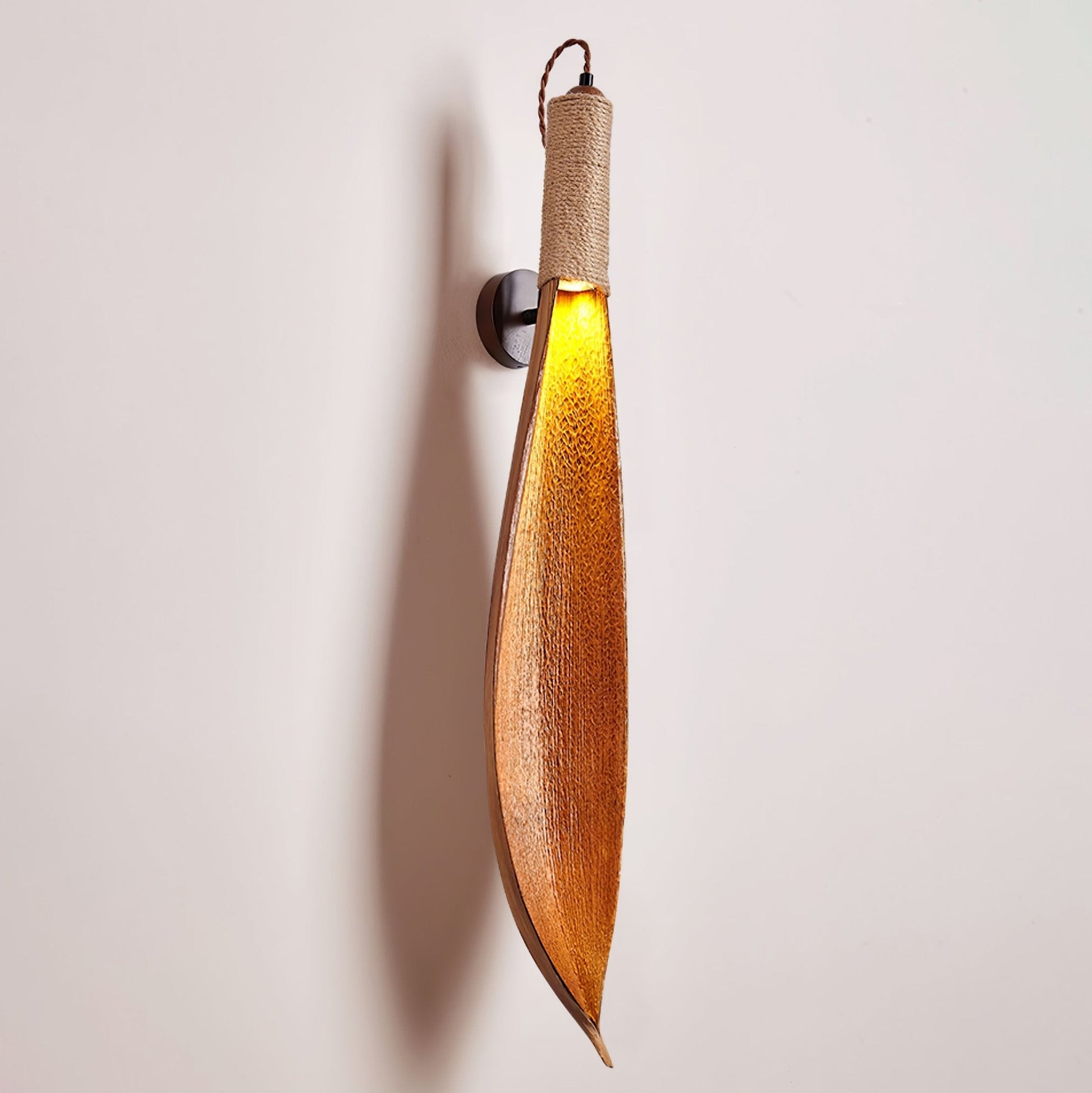 Cocoa Leaf Wall Sconce - Blowlighting