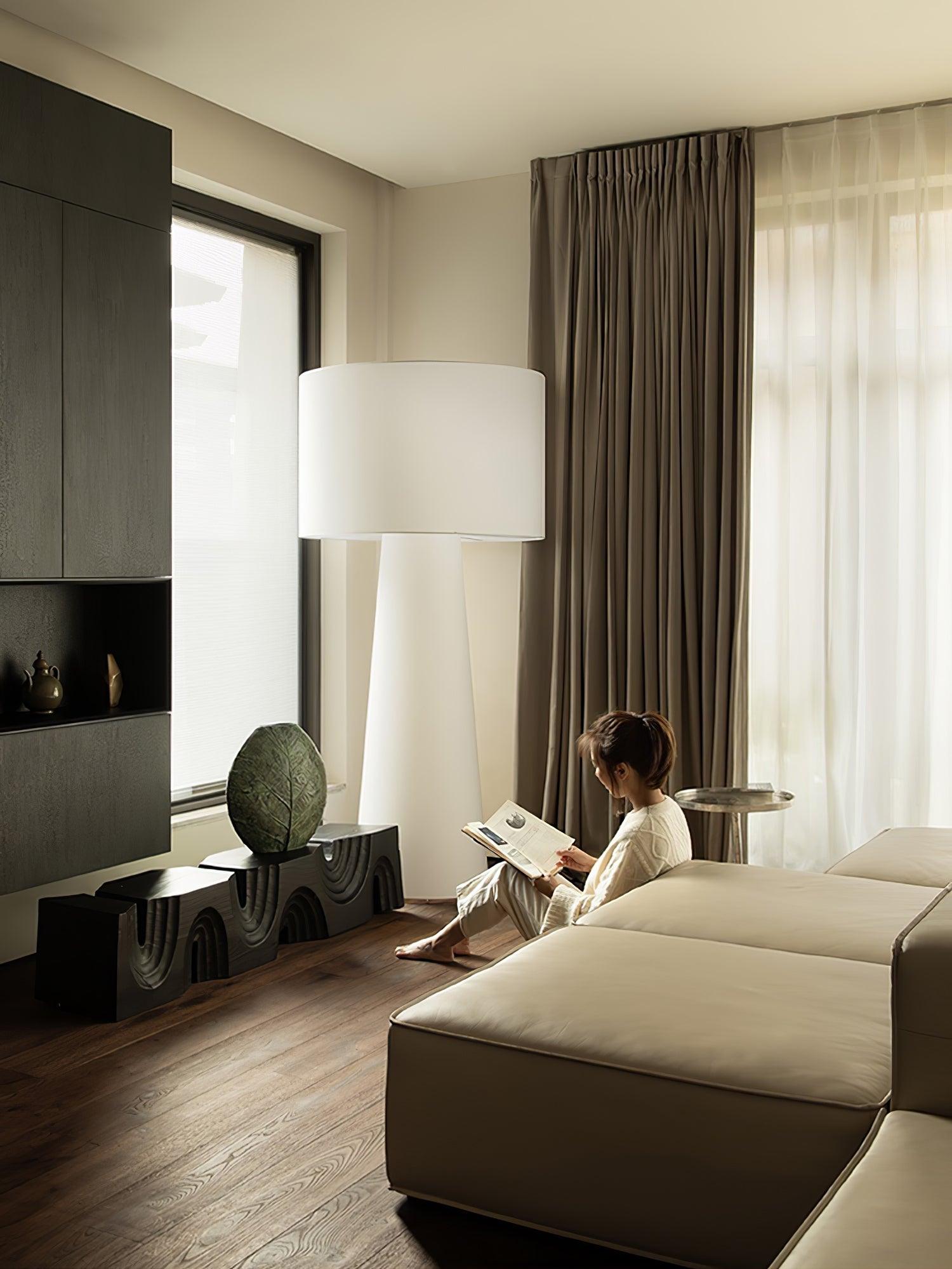 Valynora Fabric Table Lamp - Blowlighting