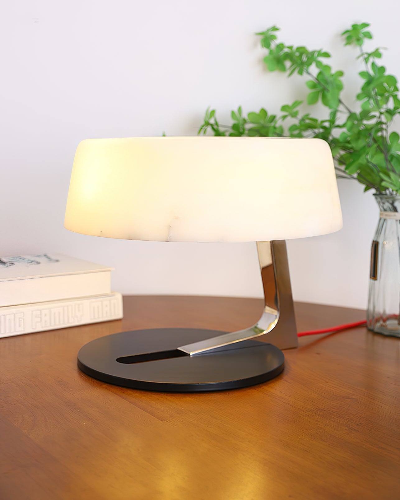 Nysolora Dome Alabaster Table Lamp - Blowlighting