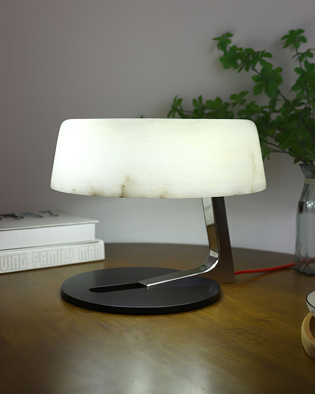 Nysolora Dome Alabaster Table Lamp - Blowlighting
