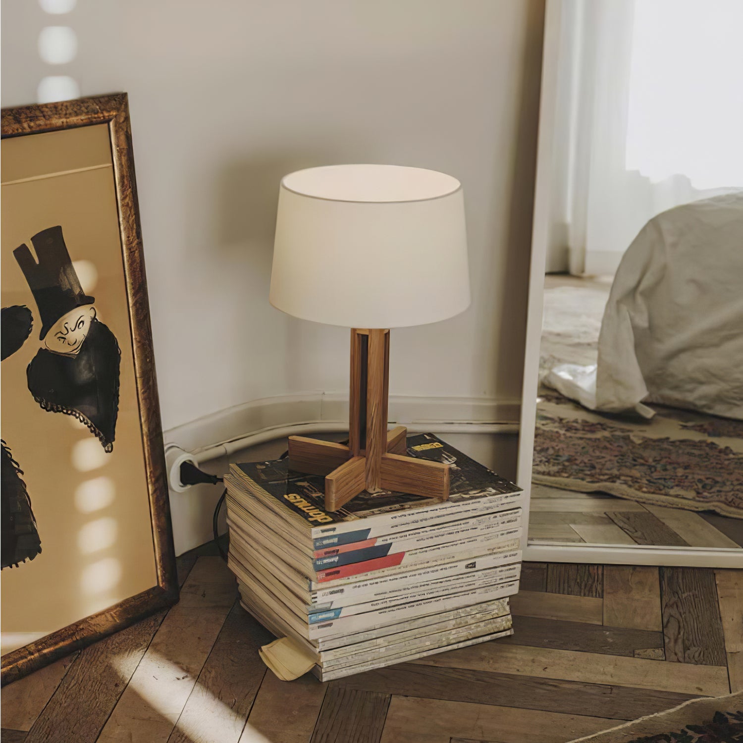 Compact Charm Table Lamp - Blowlighting