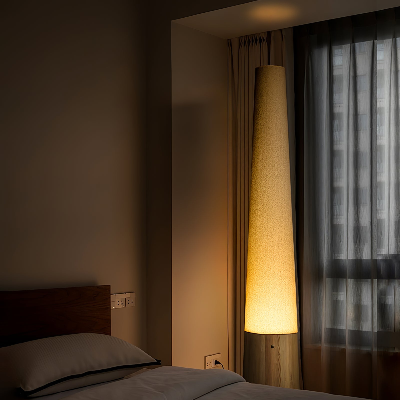Cone Wooden Floor Lamp - Blowlighting