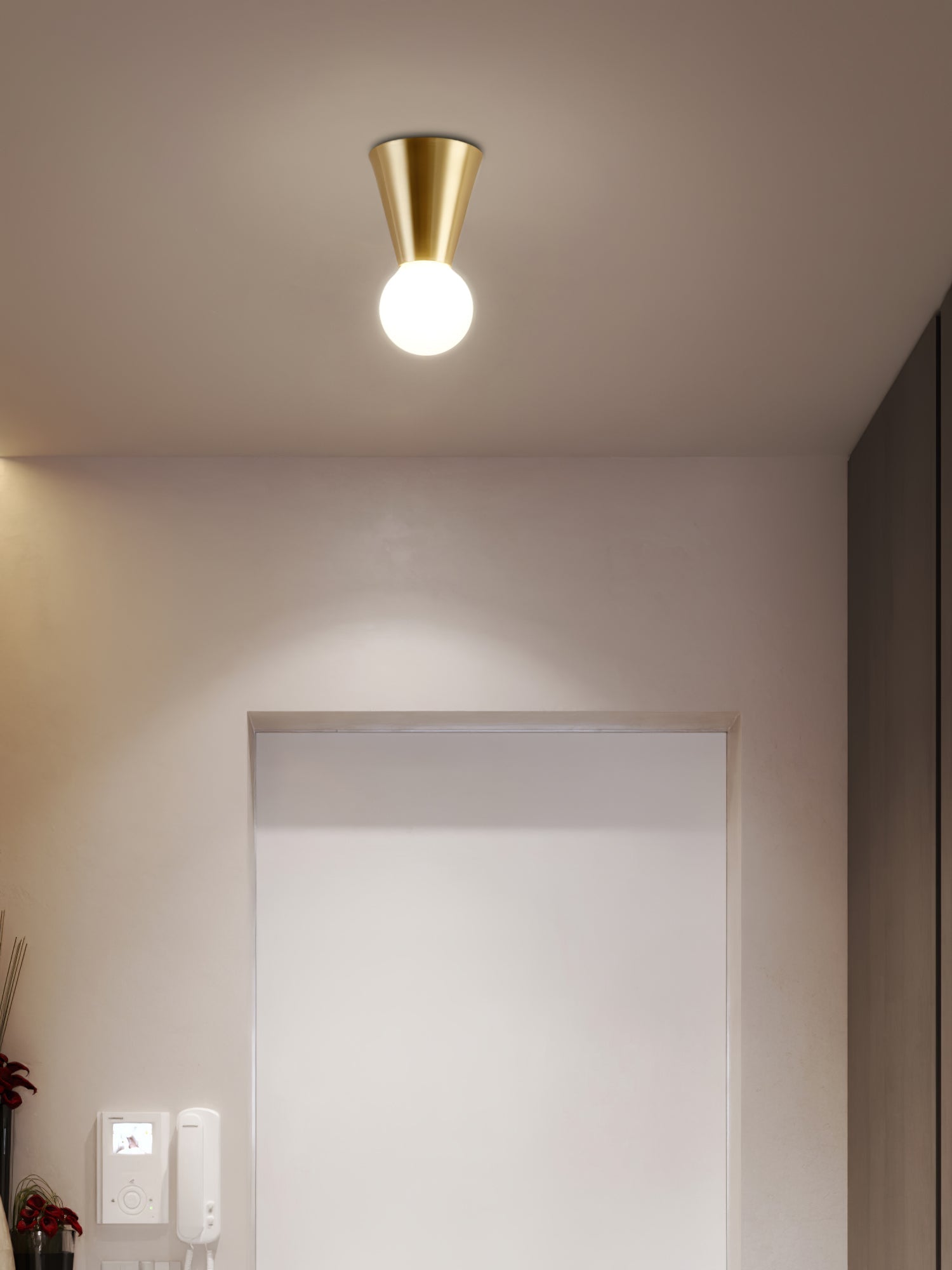 Conical Ceiling Lamp - Blowlighting