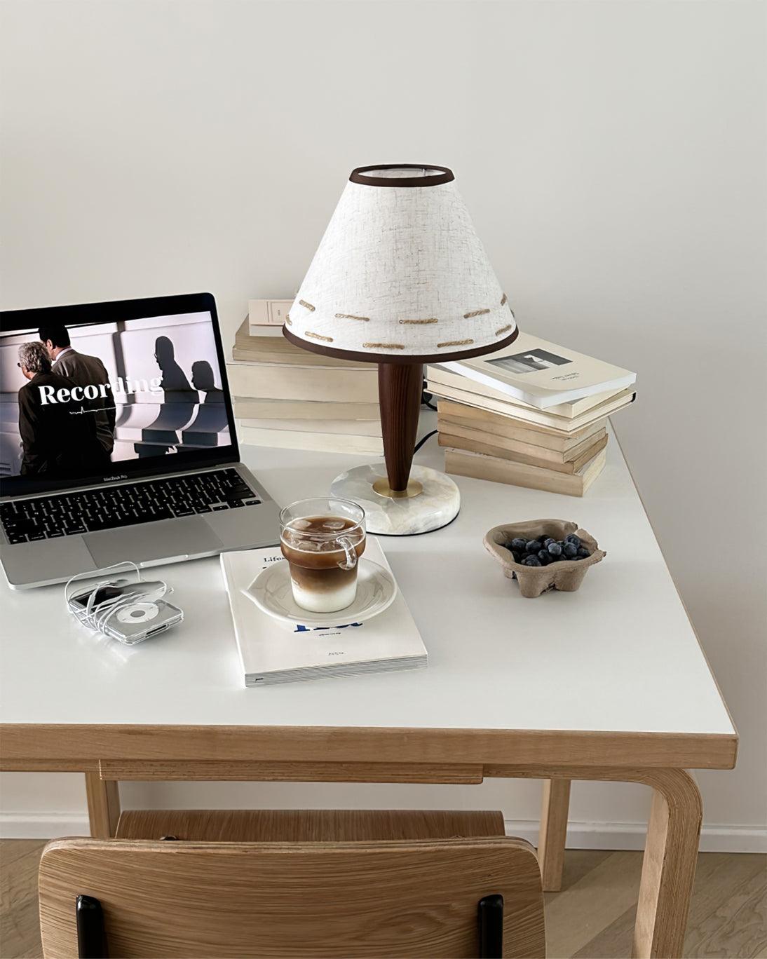 Conical Table Lamp - Blowlighting