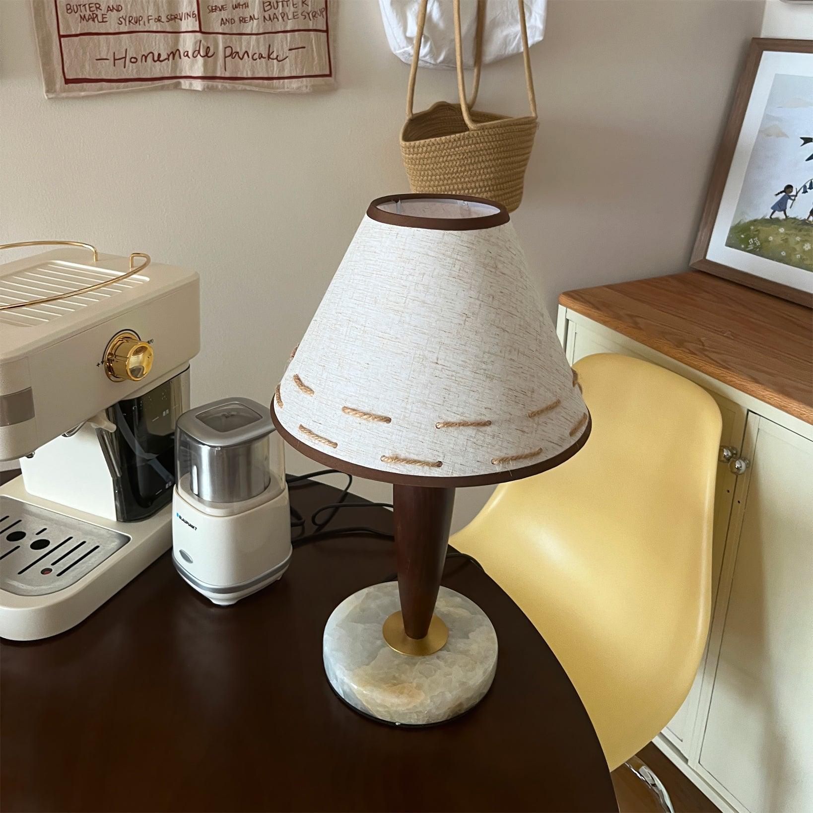 Conical Table Lamp - Blowlighting