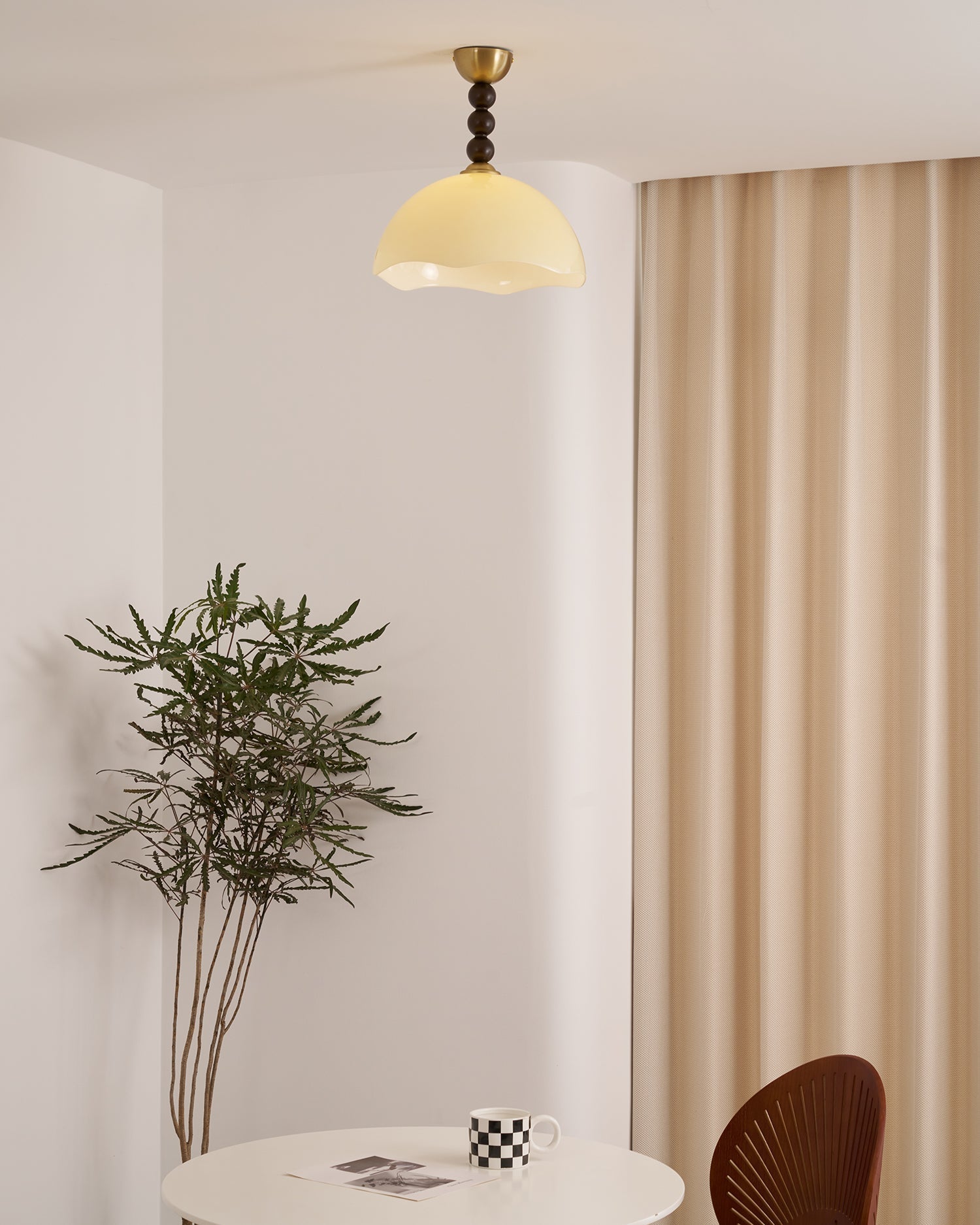 Coral Crest Ceiling Lamp - Blowlighting