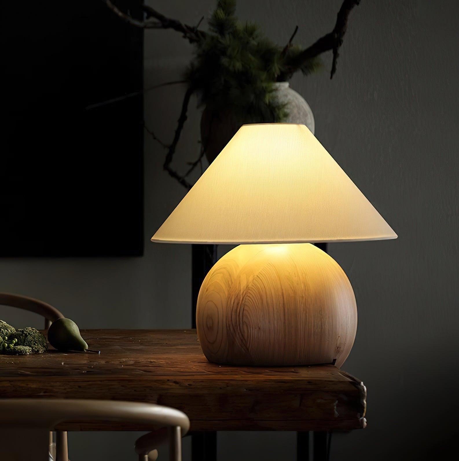 Corner Log Table Lamp - Blowlighting