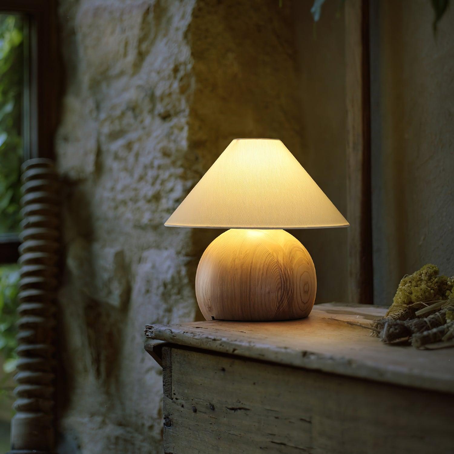 Corner Log Table Lamp - Blowlighting