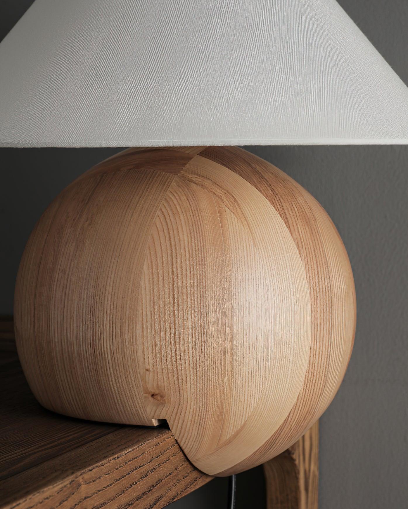 Corner Log Table Lamp - Blowlighting