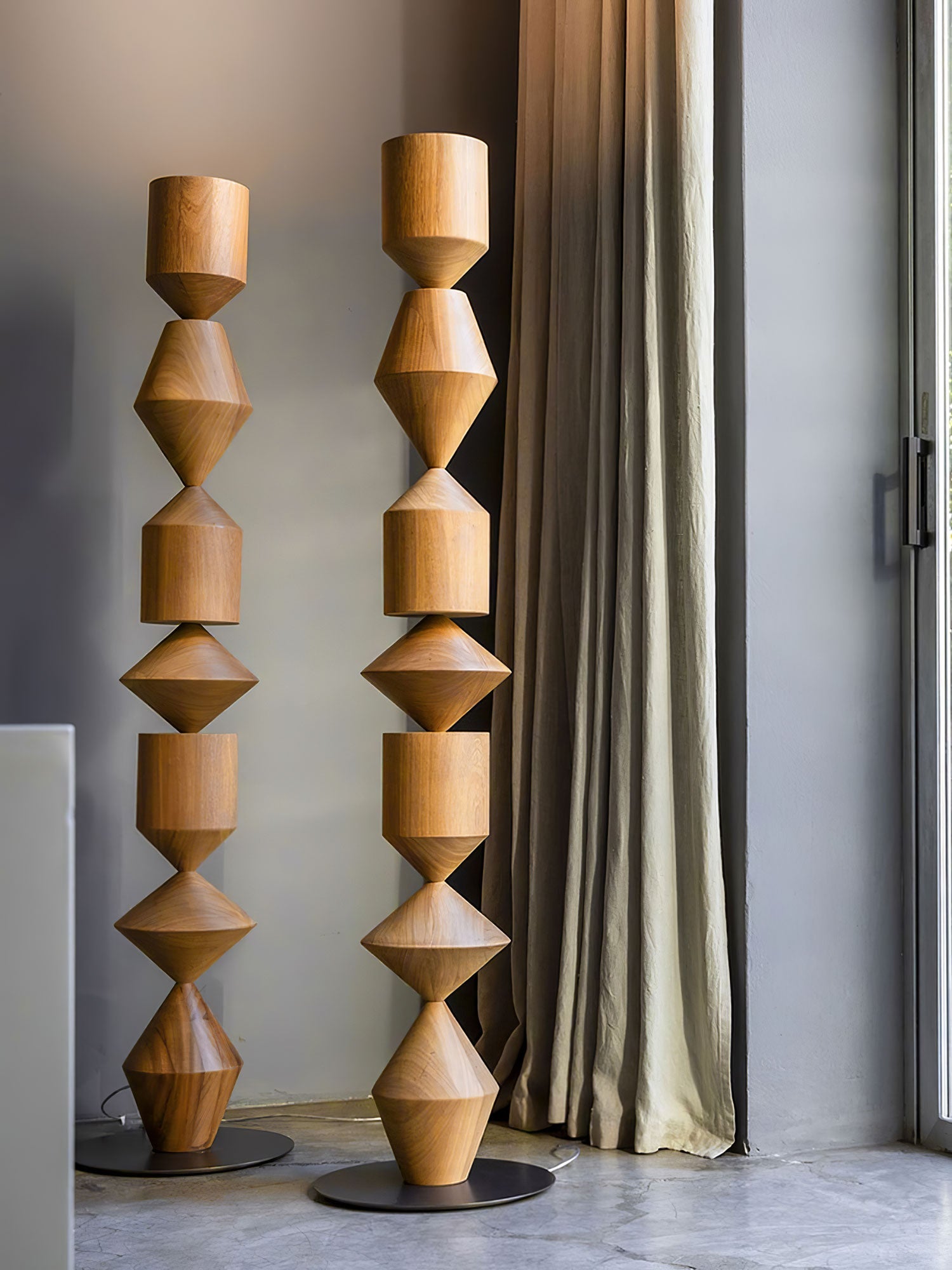 Costantina Floor Lamp - Blowlighting