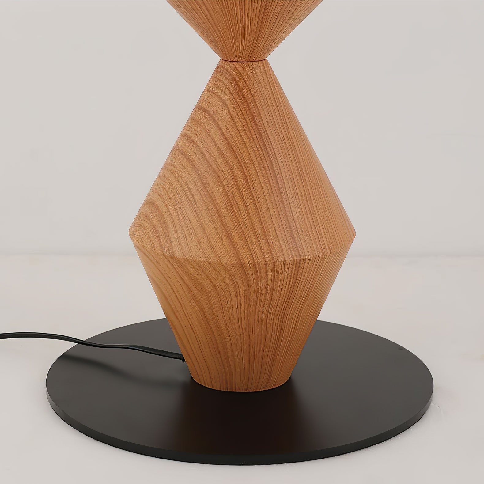 Costantina Floor Lamp - Blowlighting