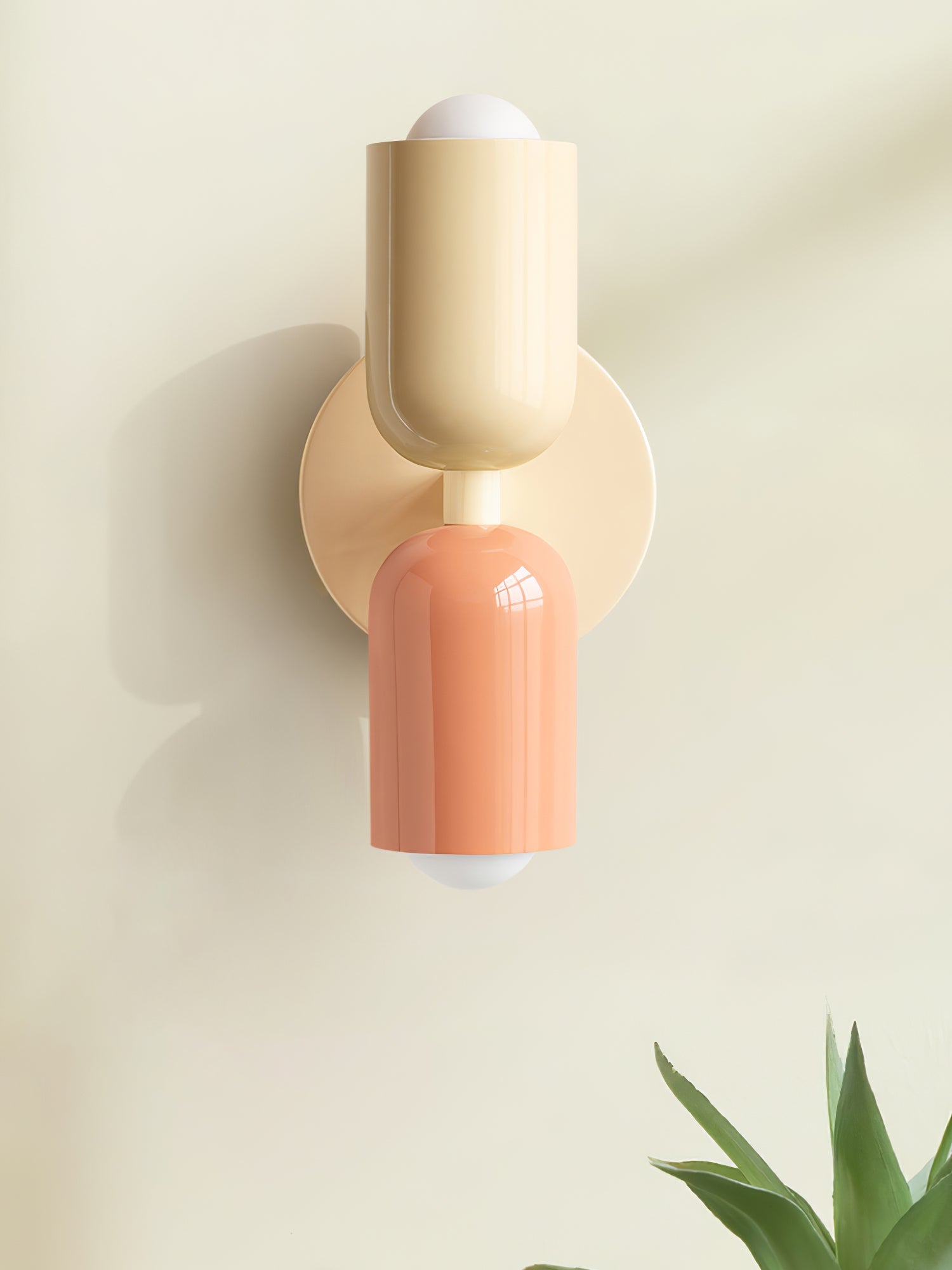 Couleur Double Plug In Wall Lamp - Blowlighting