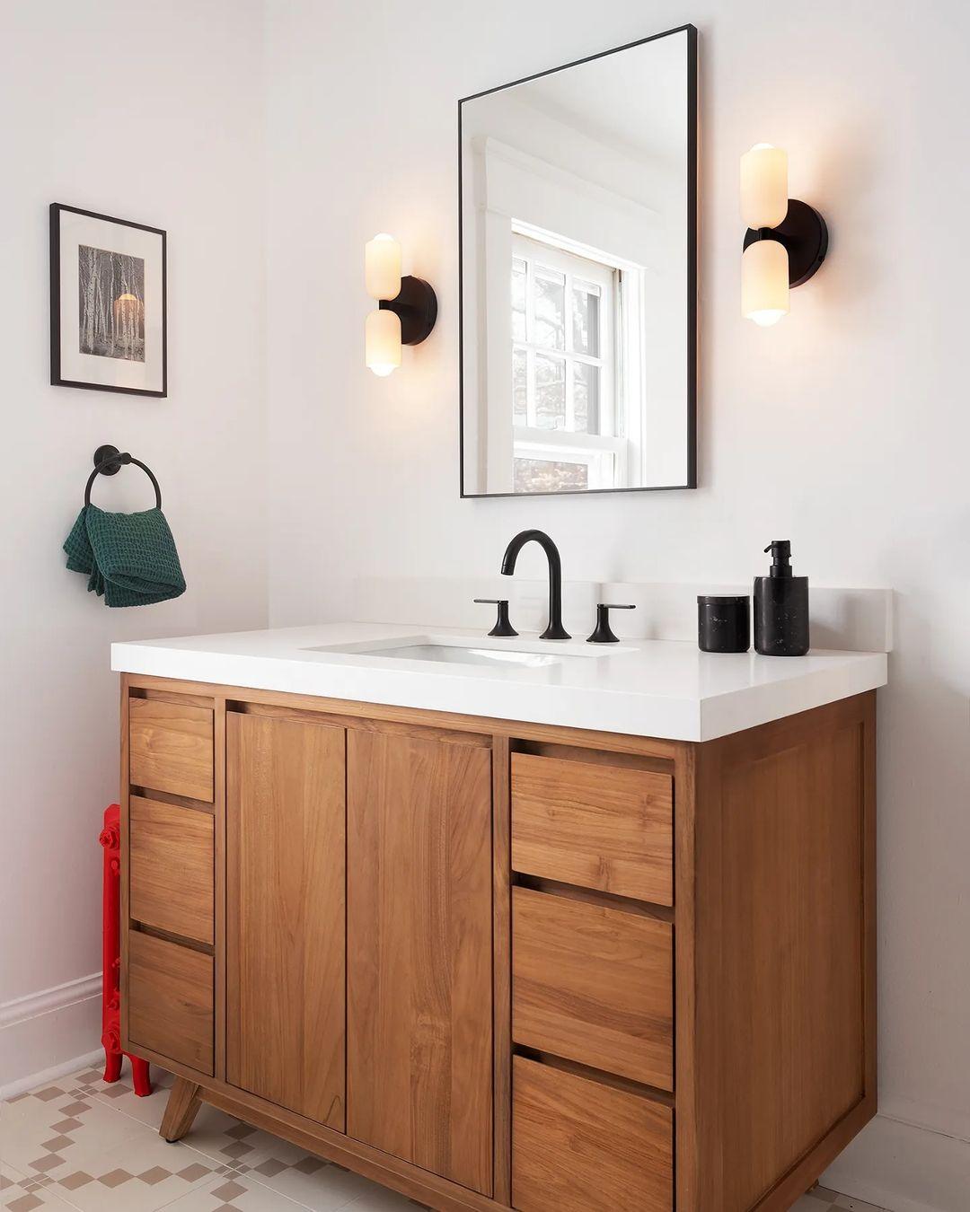Couleur Double Plug In Wall Lamp - Blowlighting