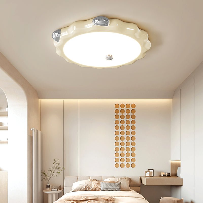 Cream Puffering Ceiling Light - Blowlighting