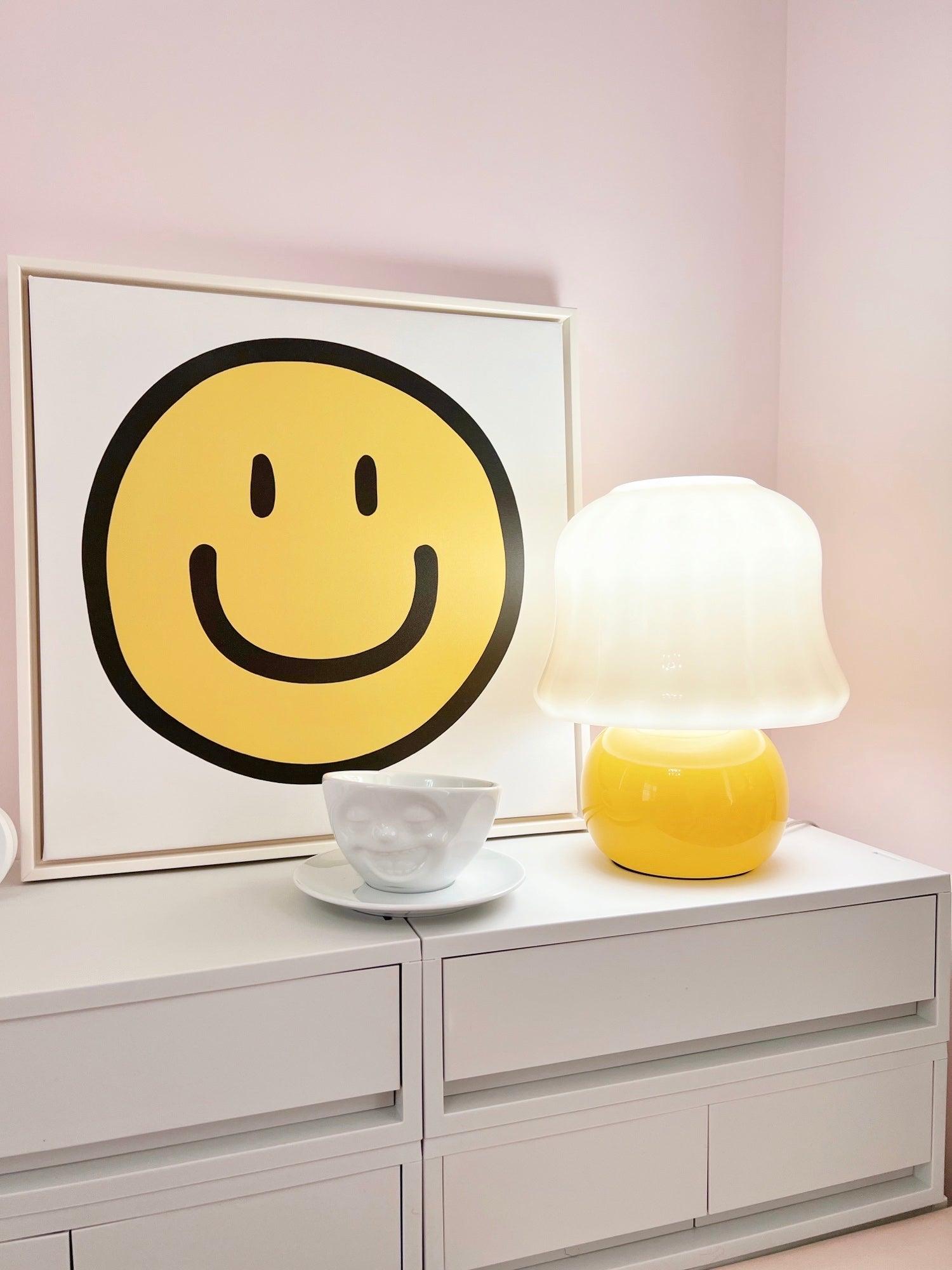 Creamy Mushroom Table Lamp - Blowlighting